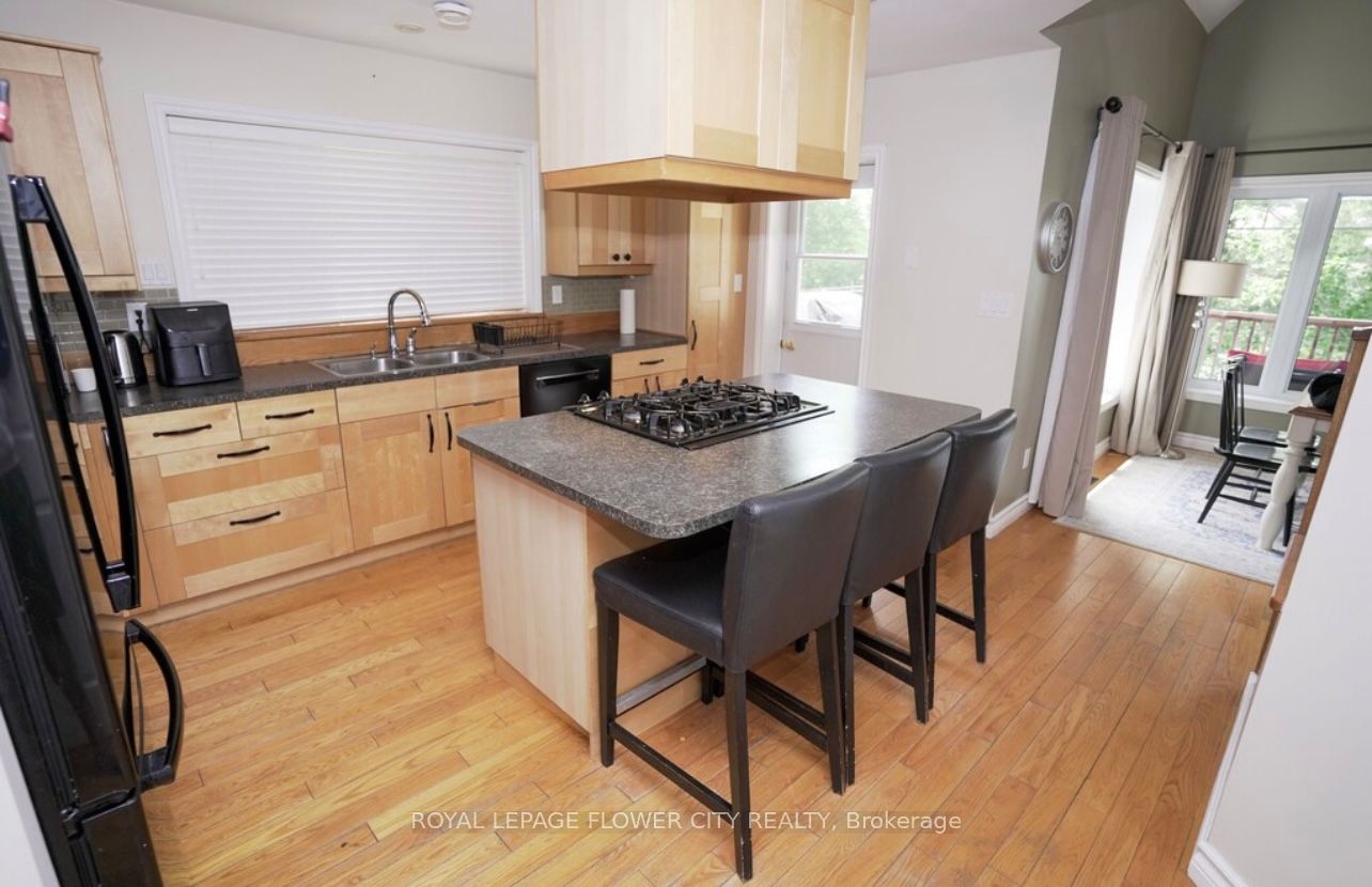 67 Regency Drive Property Photo 7