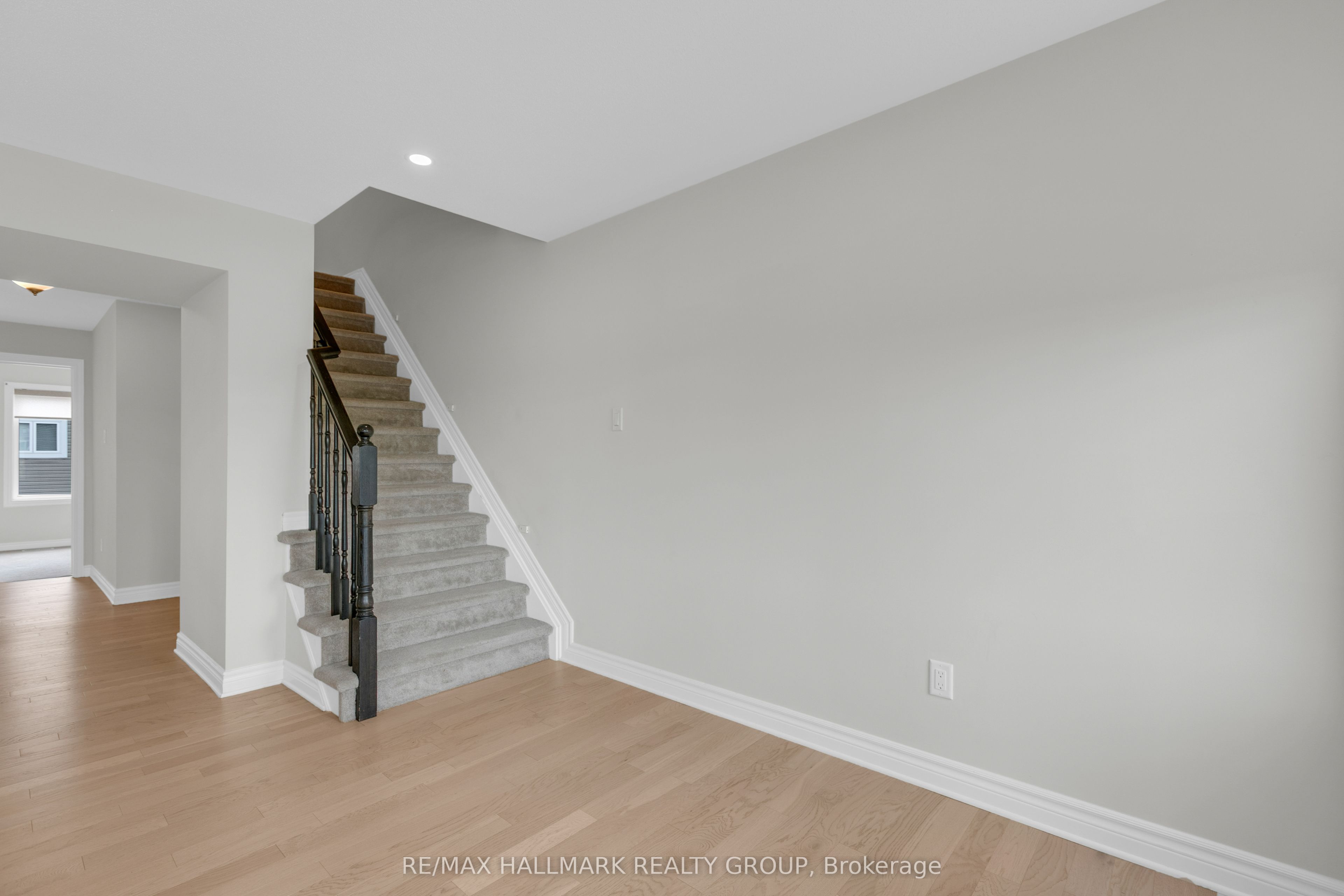 167 Gelderland Private Property Photo 14
