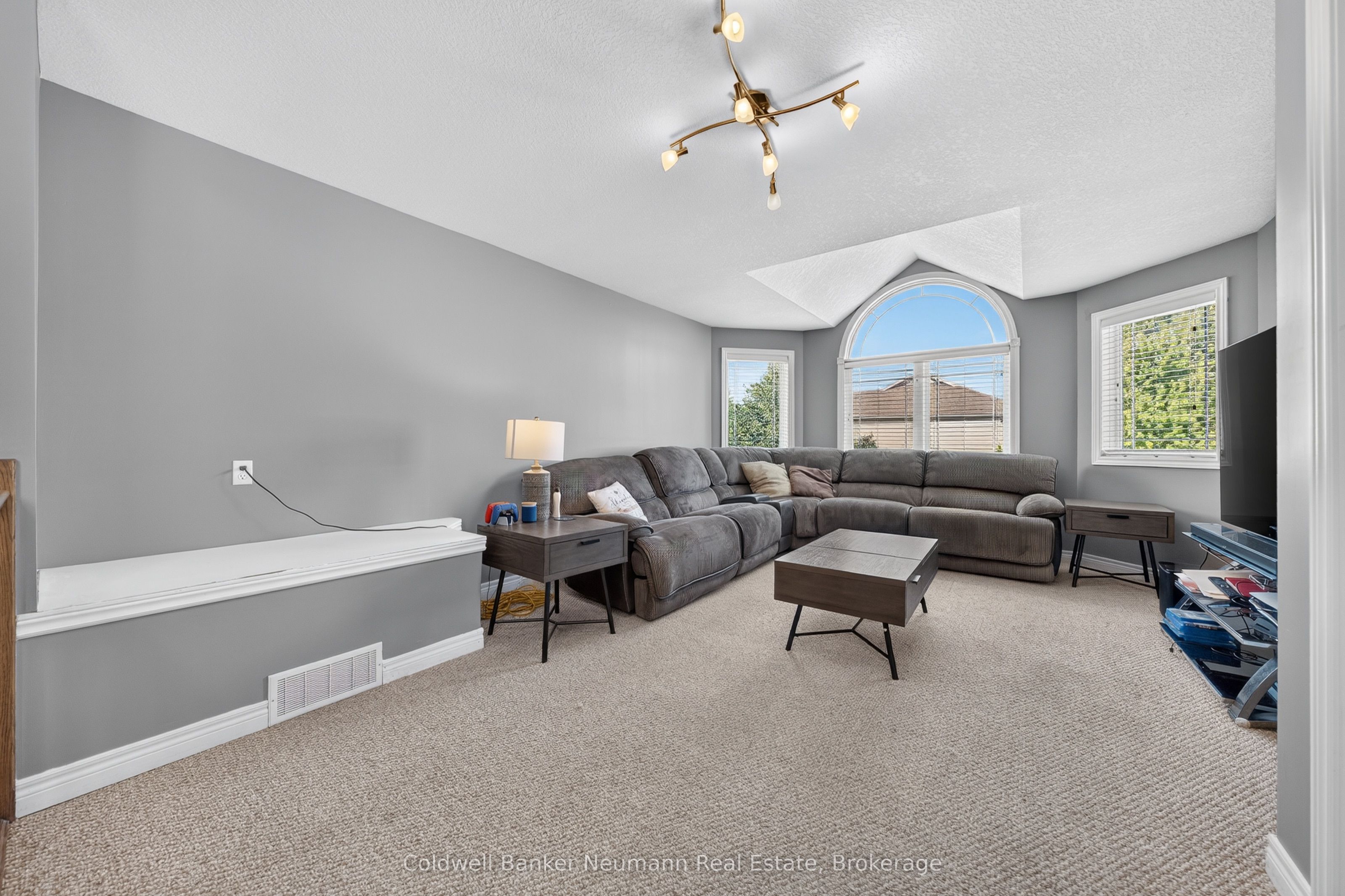 58 Washburn Drive Property Photo 17