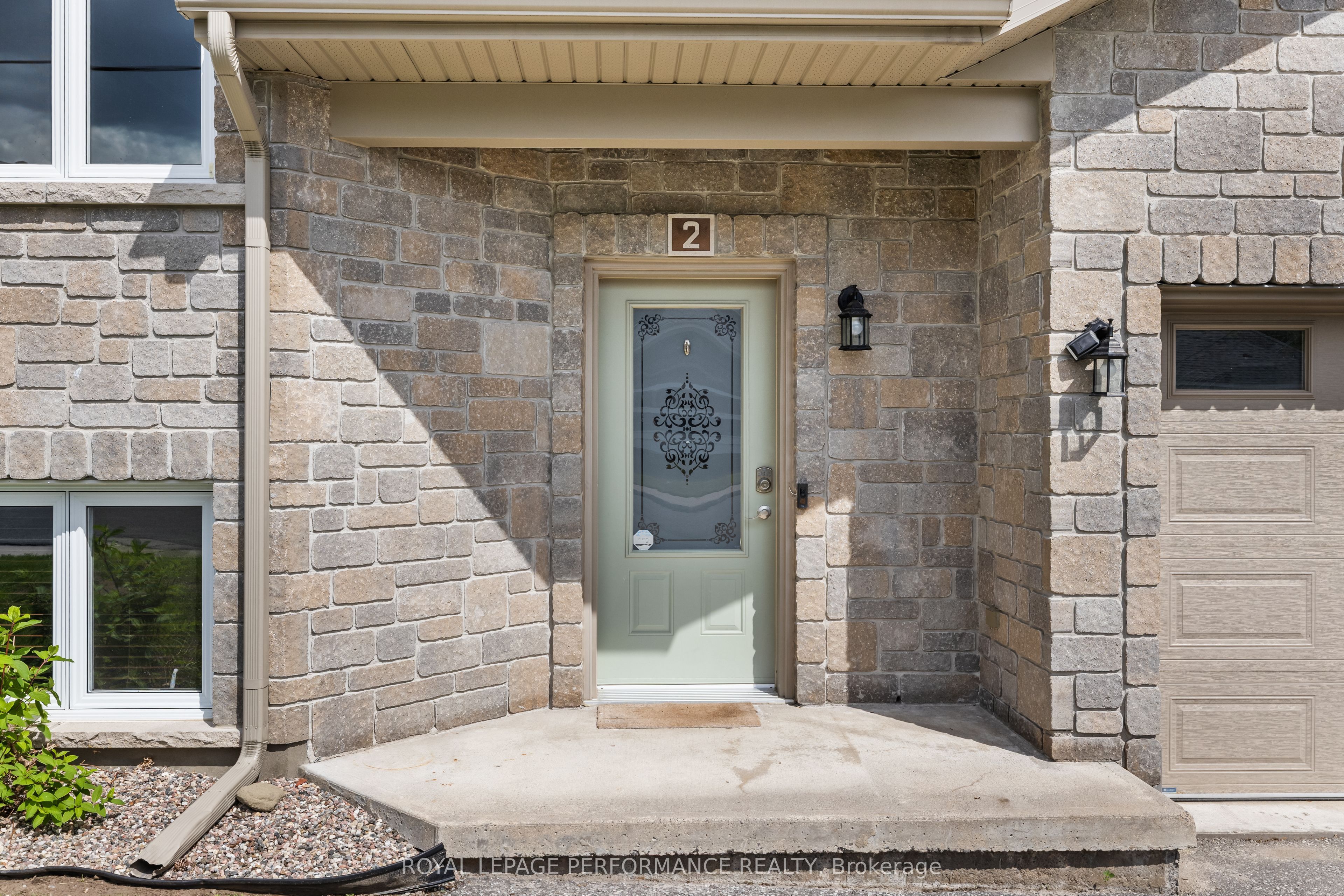 39 Main Street 2 Property Photo 3