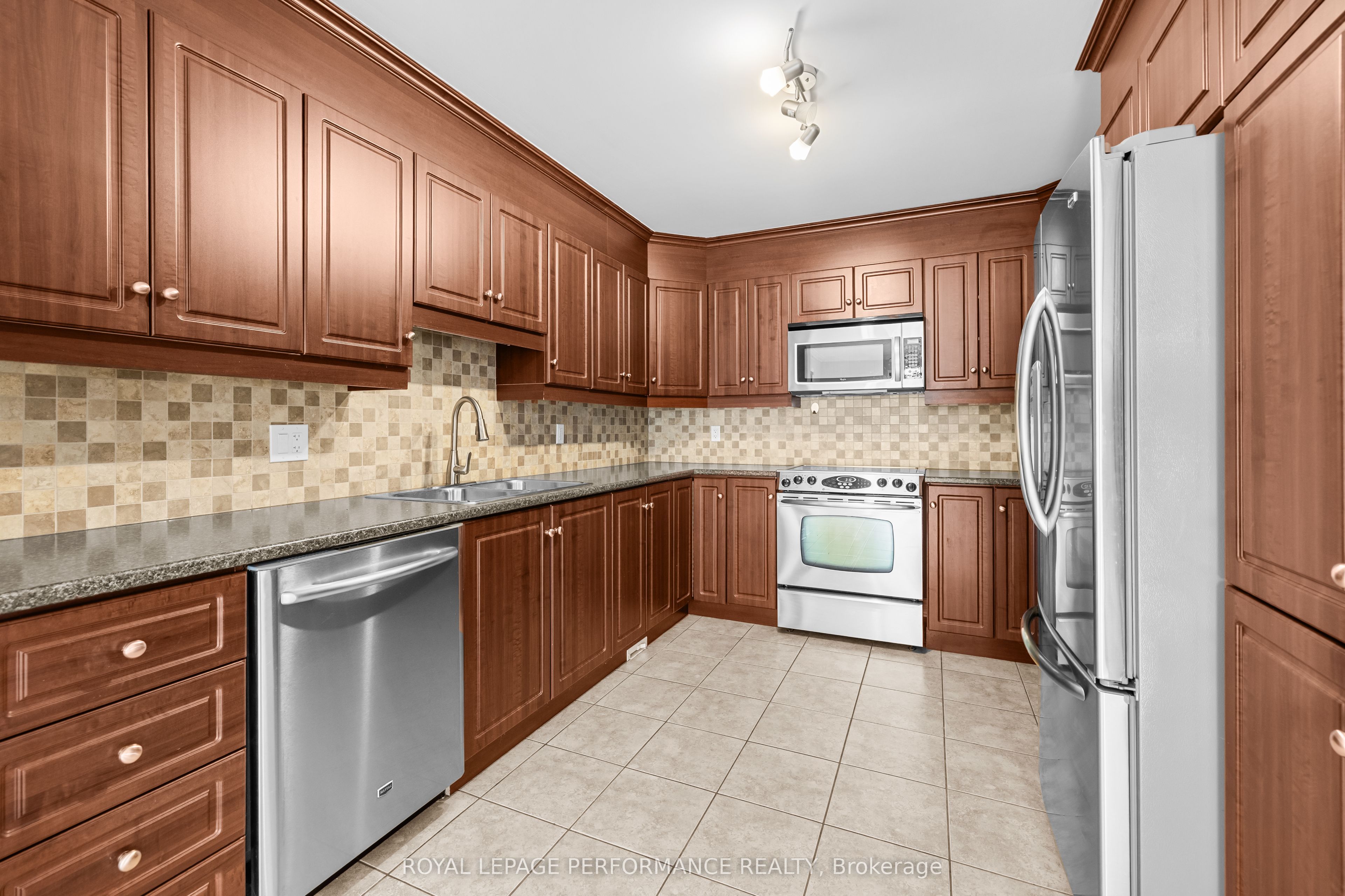 39 Main Street 2 Property Photo 19