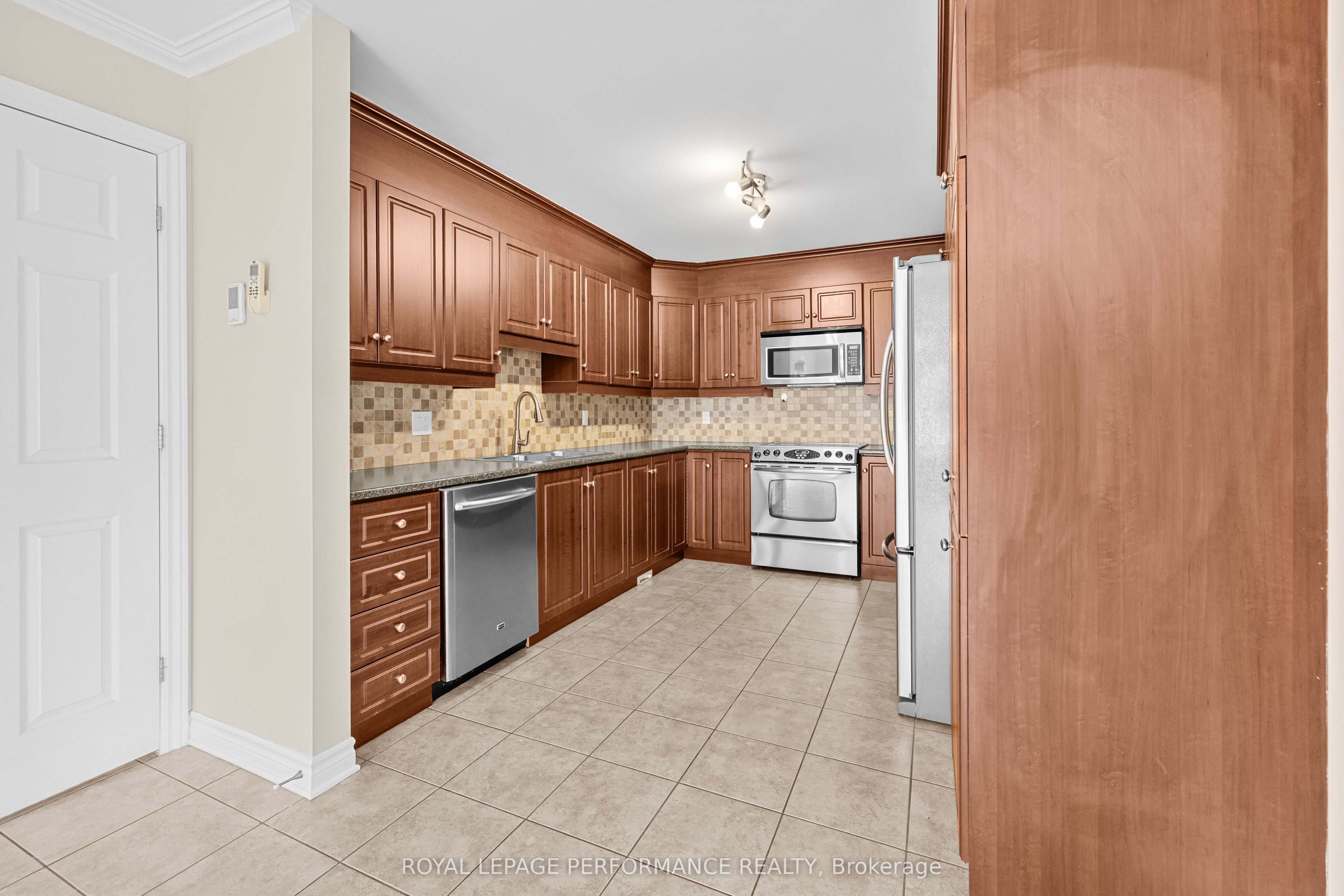 39 Main Street 2 Property Photo 20