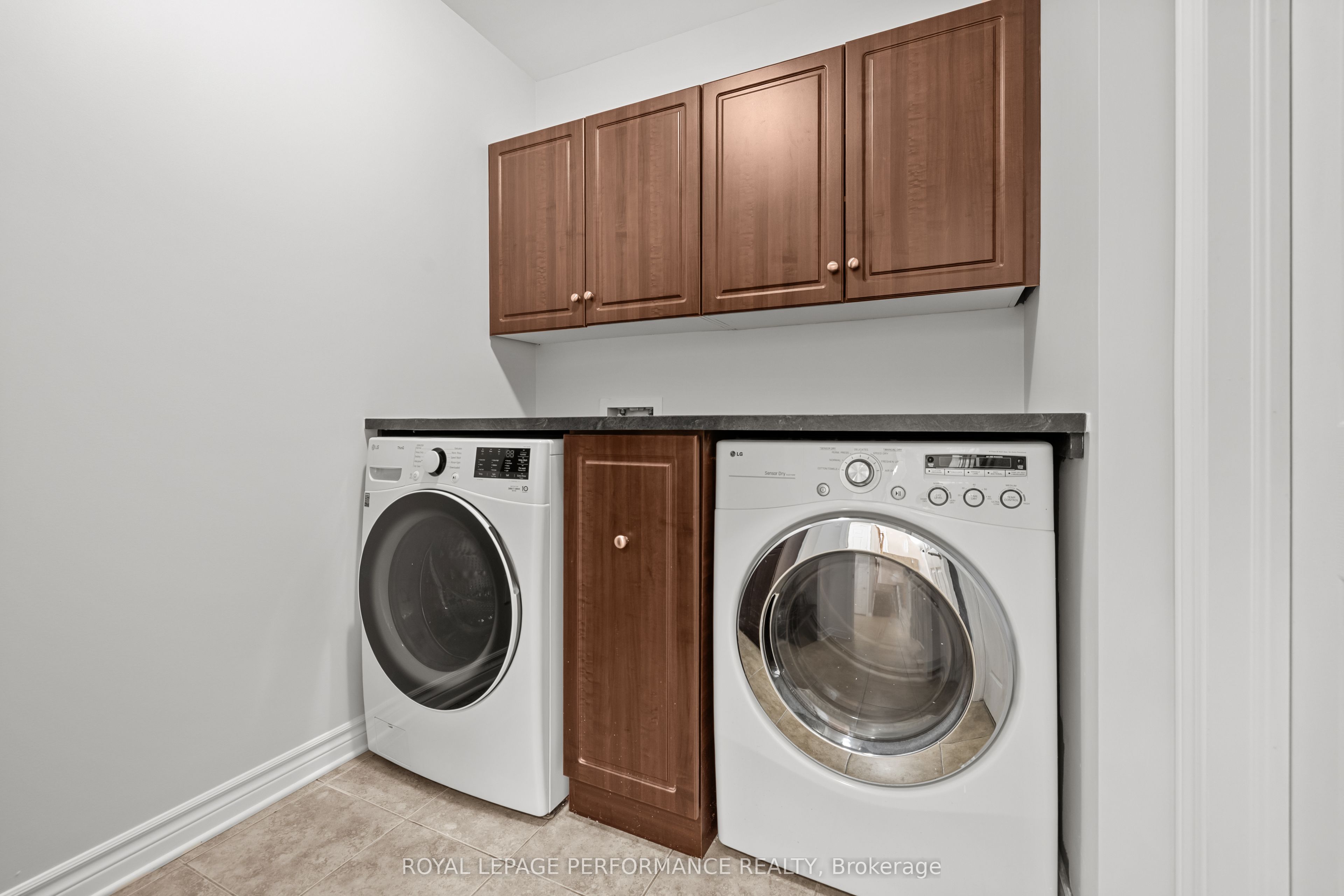 39 Main Street 2 Property Photo 32