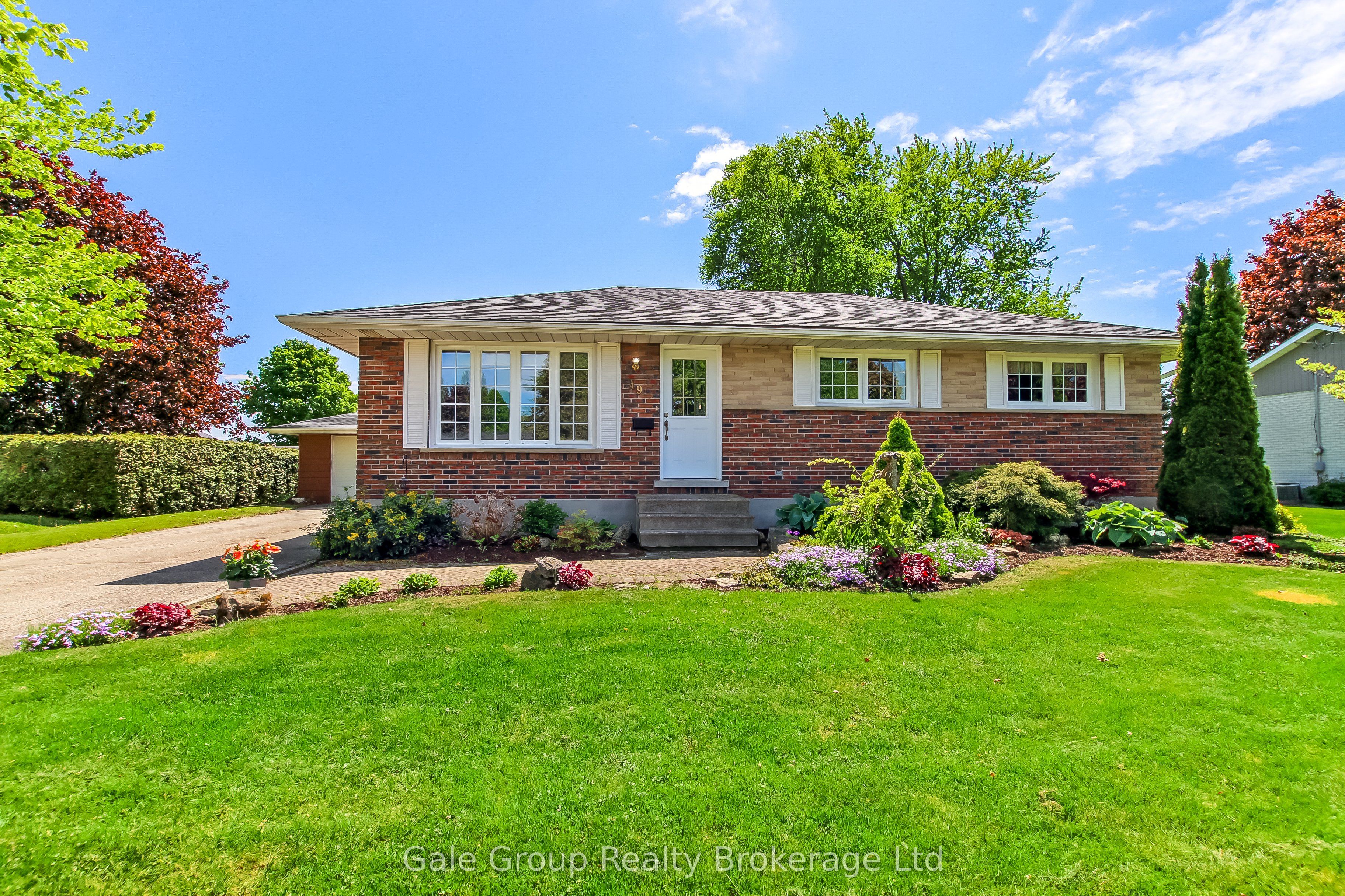 49 Briar Drive Property Photo 2