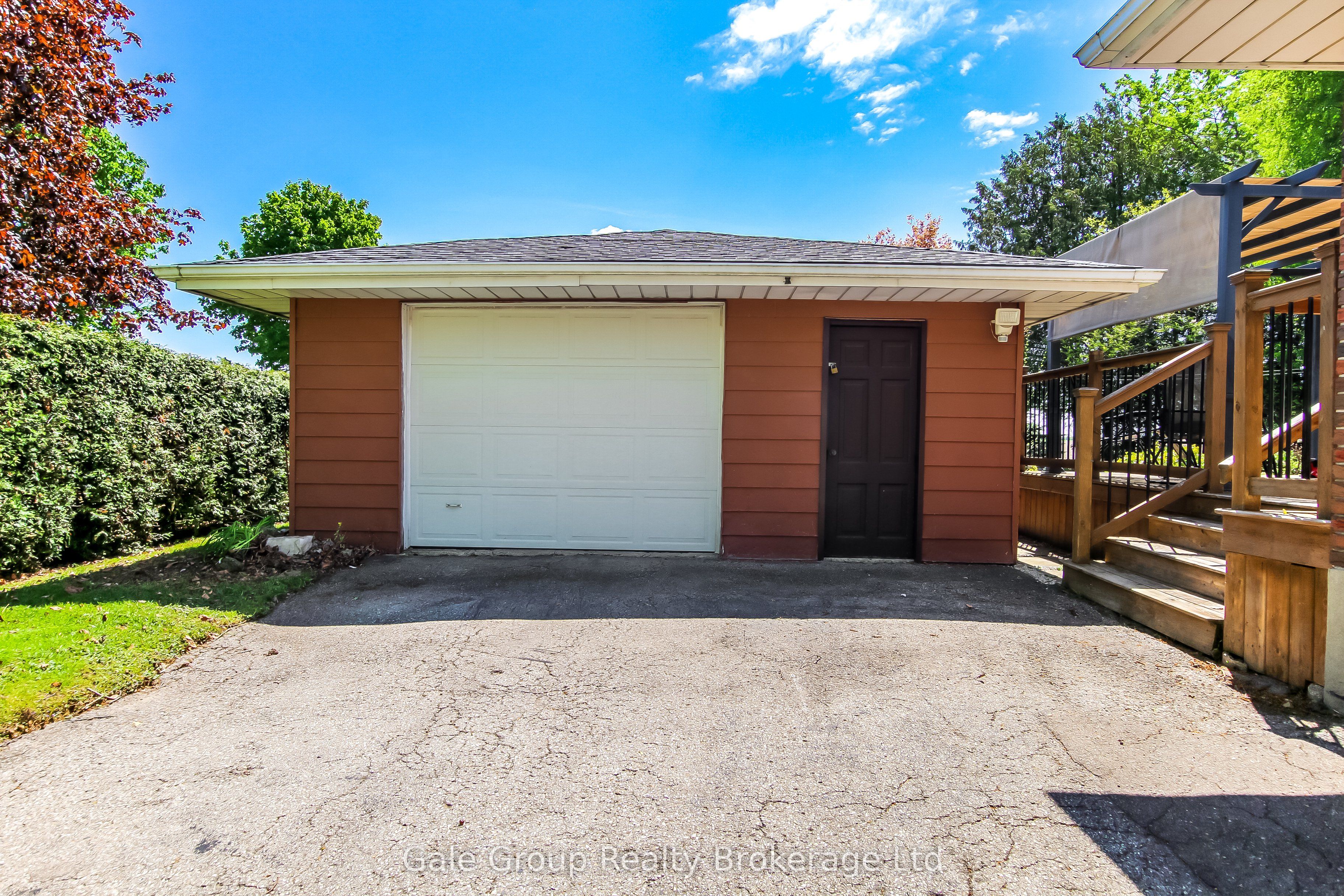 49 Briar Drive Property Photo 4