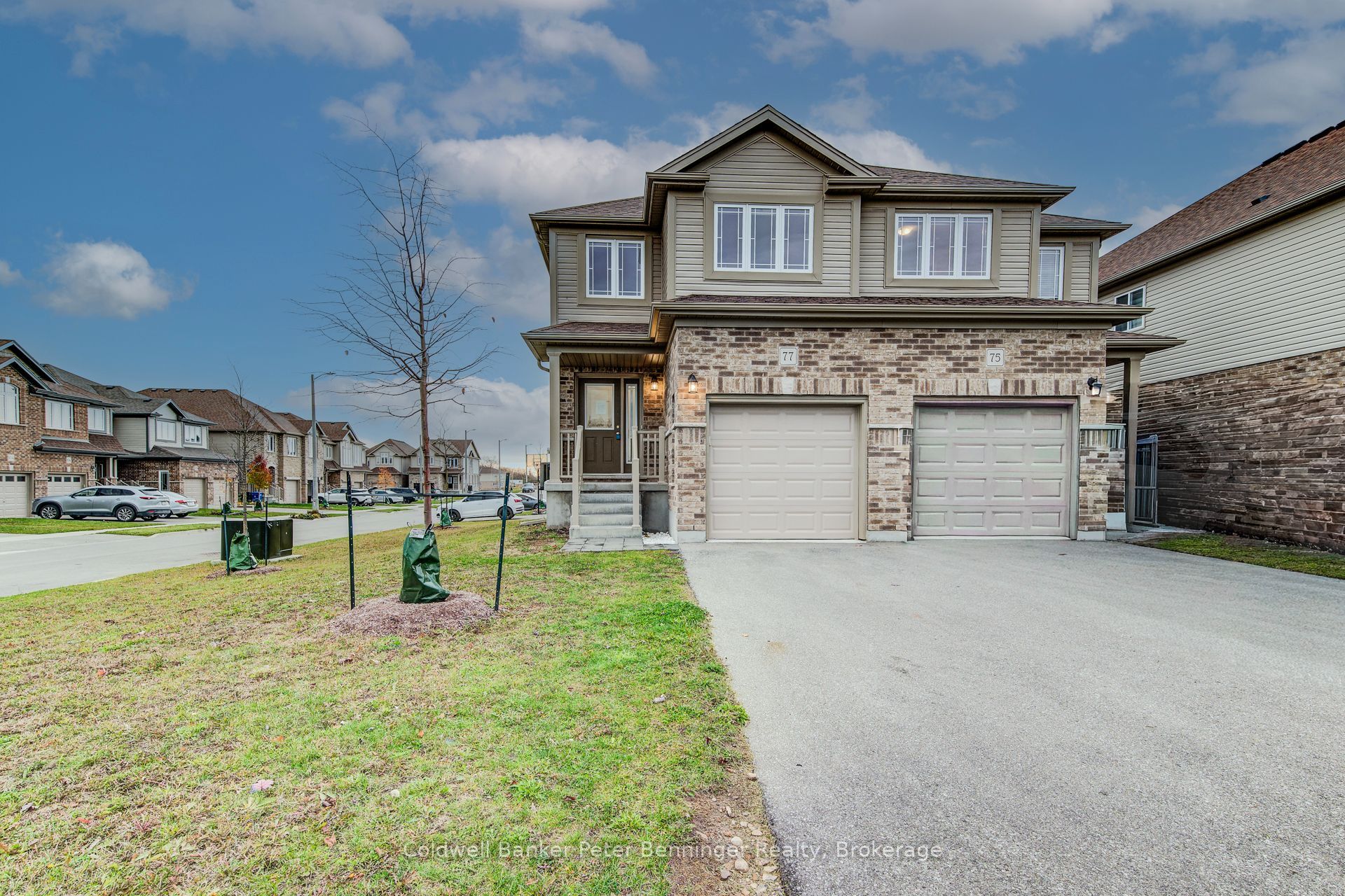 77 John Brabson Crescent Property Photo 2