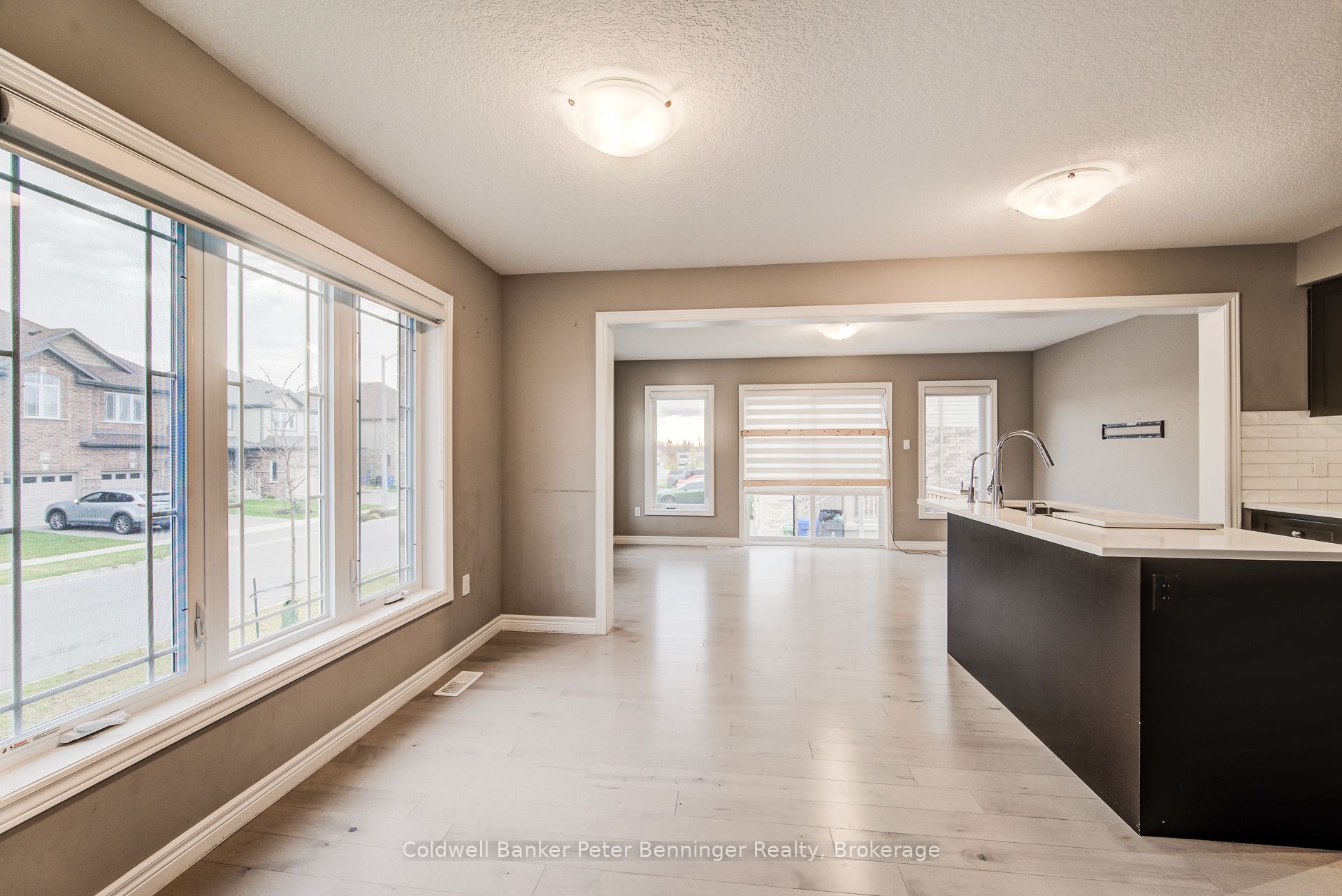 77 John Brabson Crescent Property Photo 12