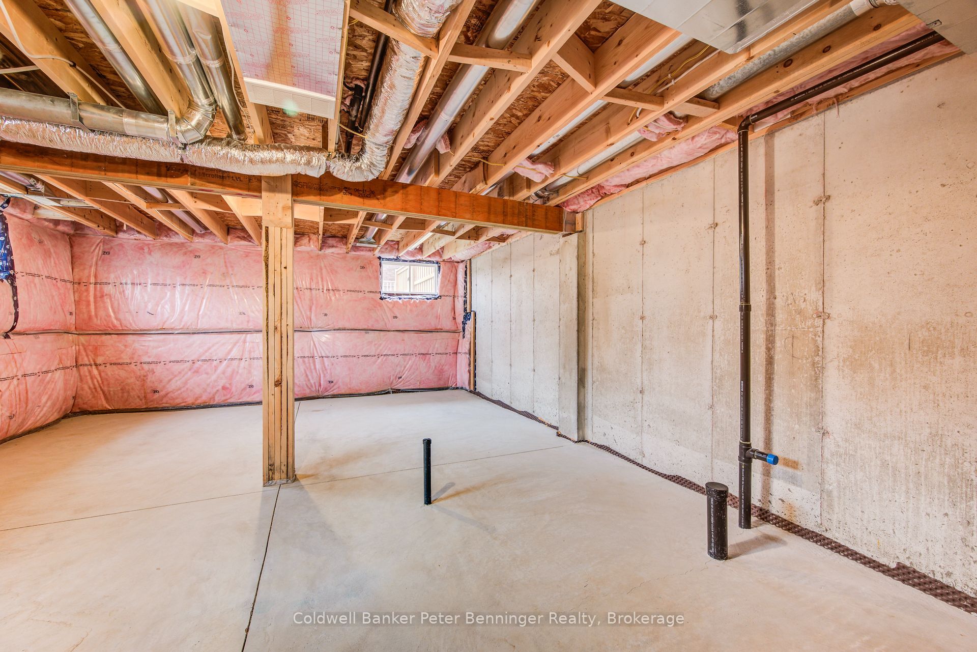 77 John Brabson Crescent Property Photo 45