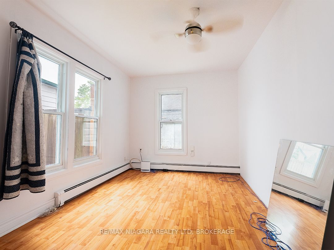 314 Bell Street Property Photo 9