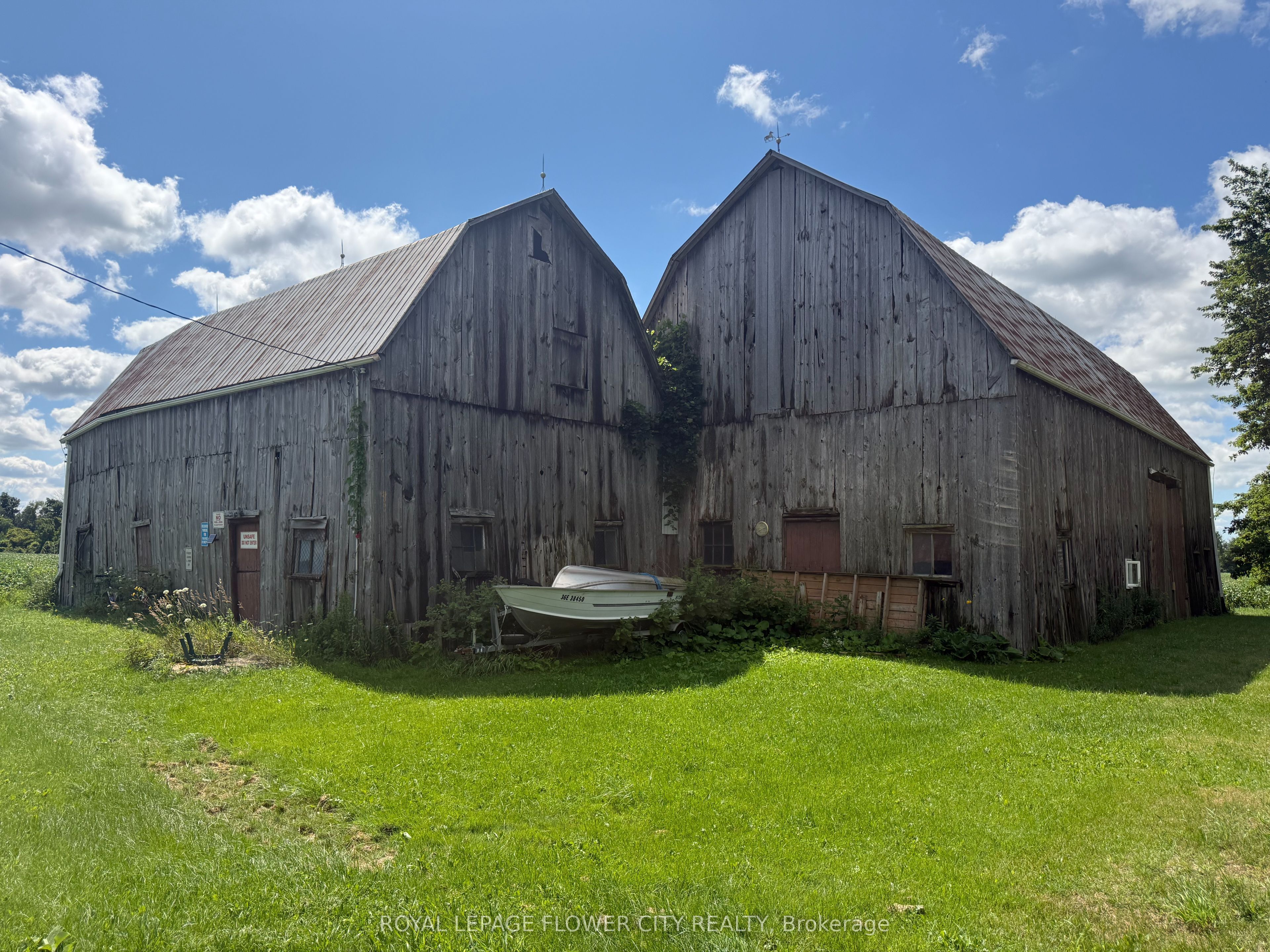 422 Mcclung Road Property Photo 3