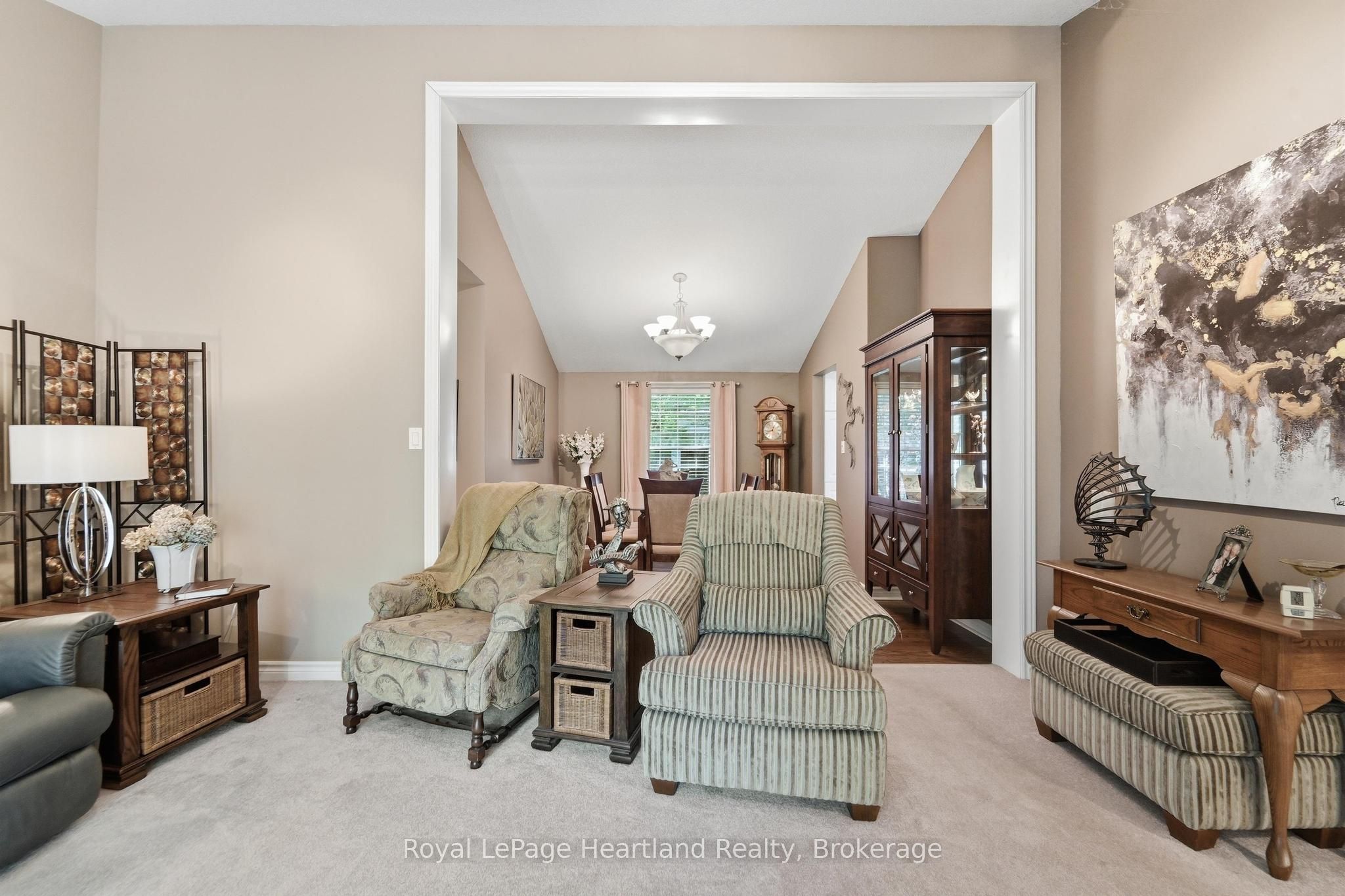 10 Huron Lane Property Photo 7