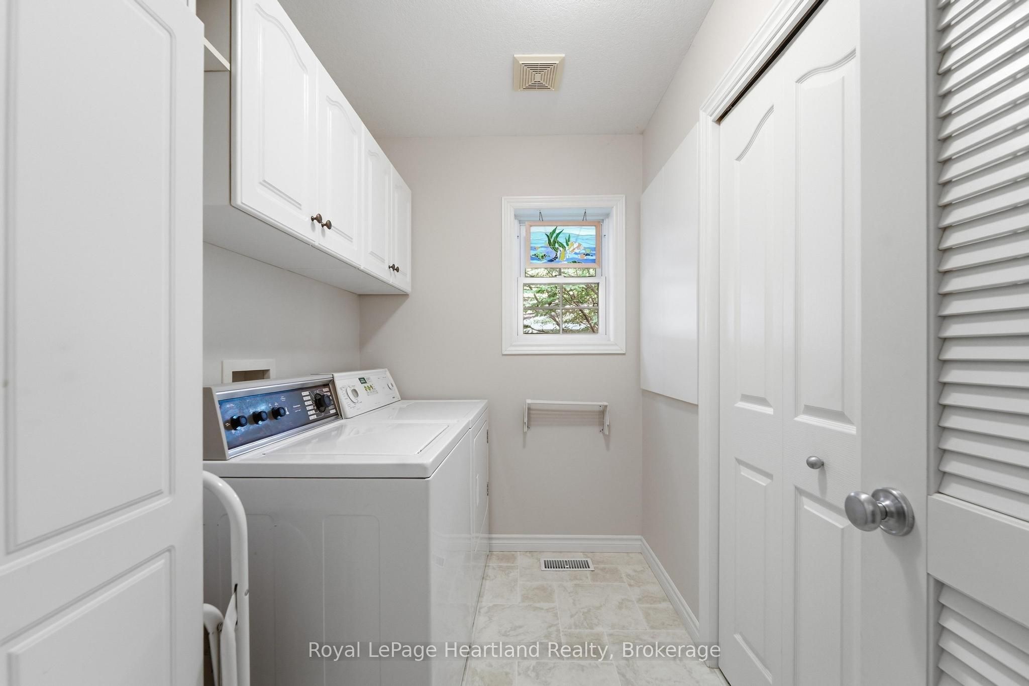 10 Huron Lane Property Photo 15