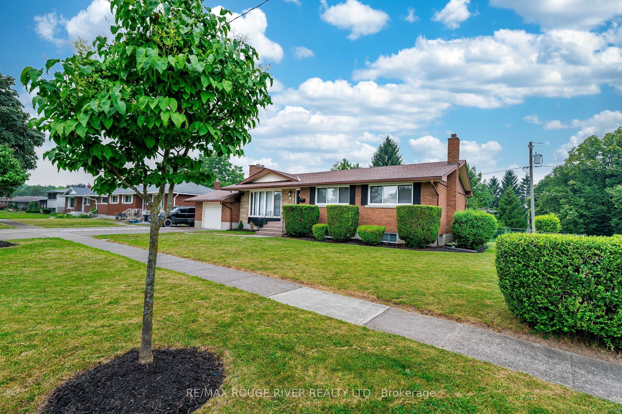 25 Clearview Heights Property Photo 4