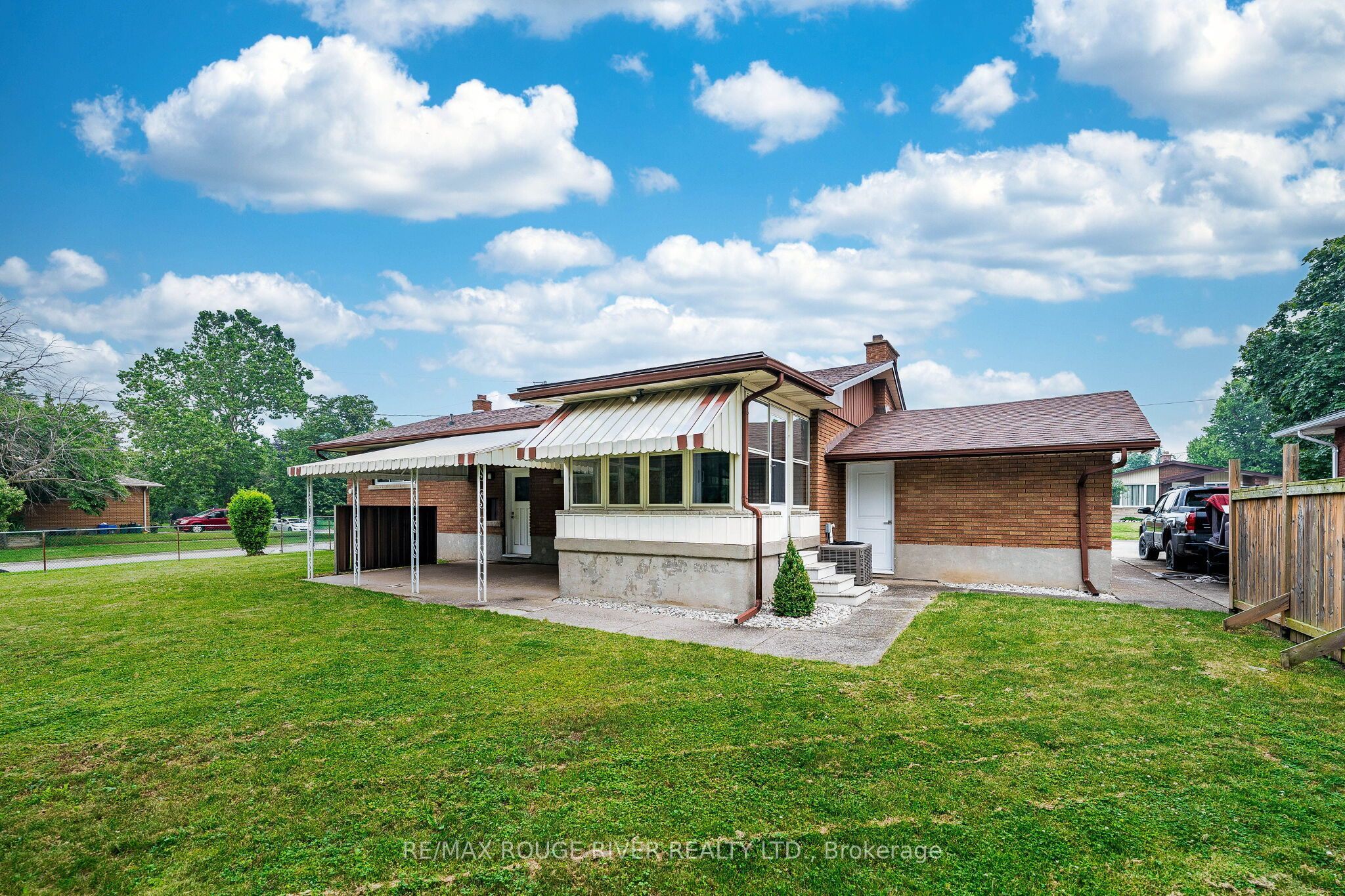 25 Clearview Heights Property Photo 48