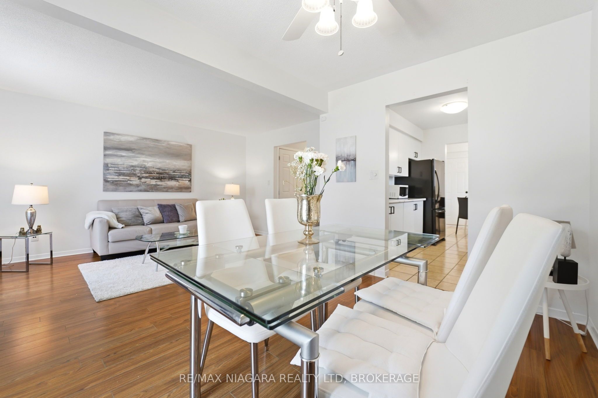 5735 Deerbrook Street Property Photo 7
