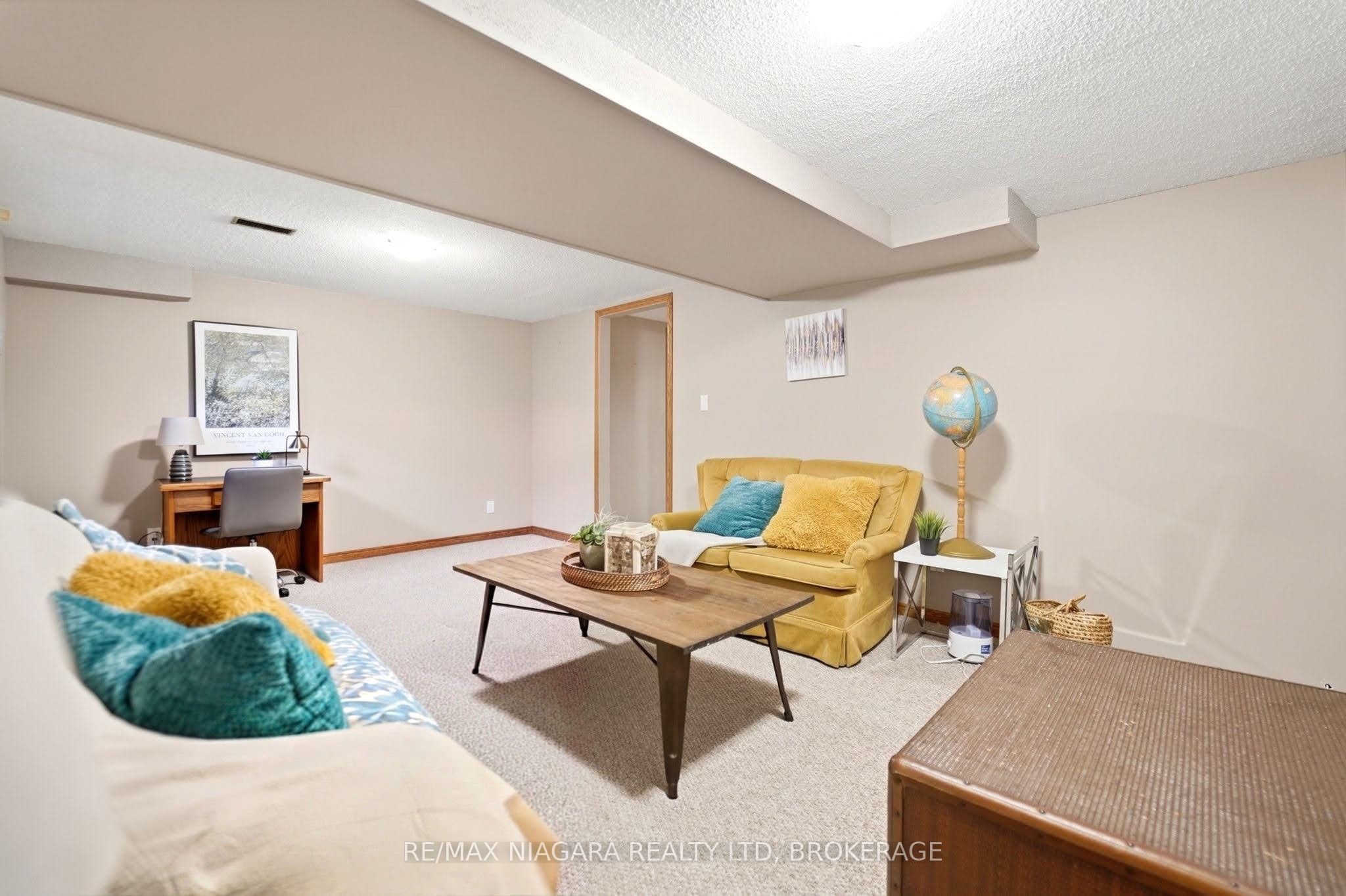 5735 Deerbrook Street Property Photo 33