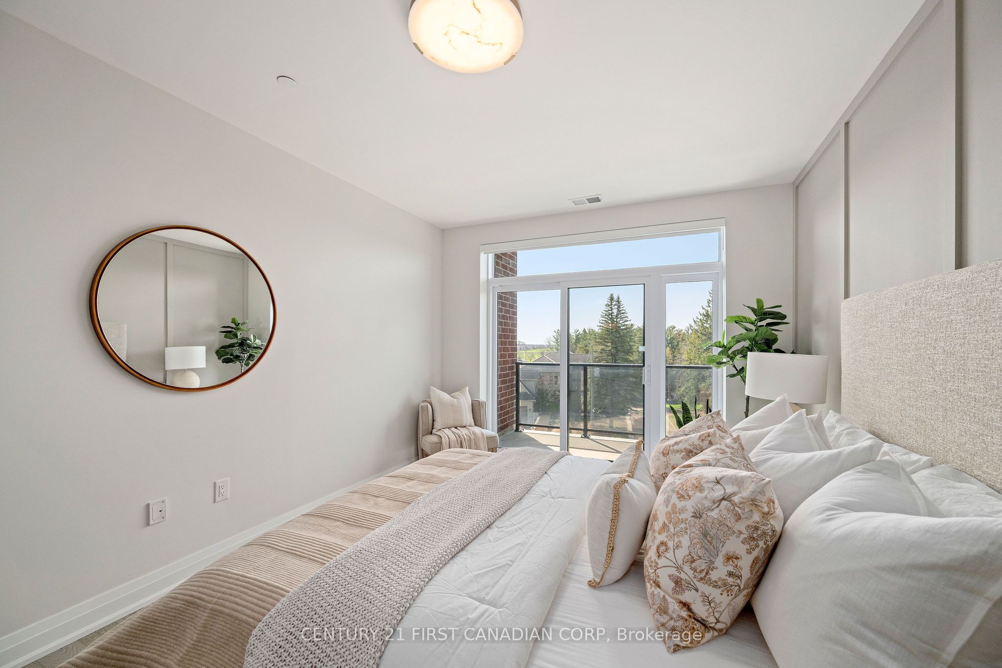 1560 Upper West Avenue 307 Property Photo 15