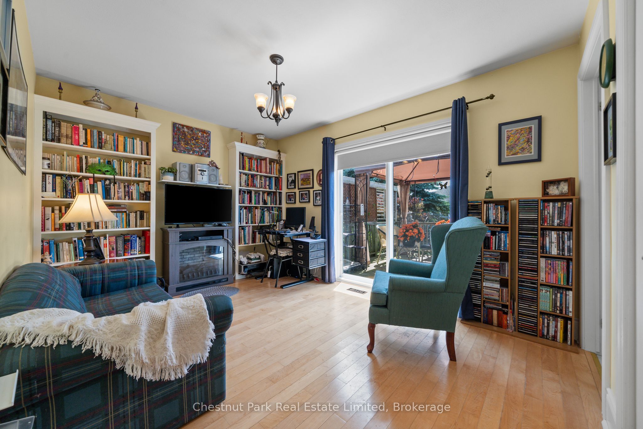 20 Monroe Court Property Photo 25