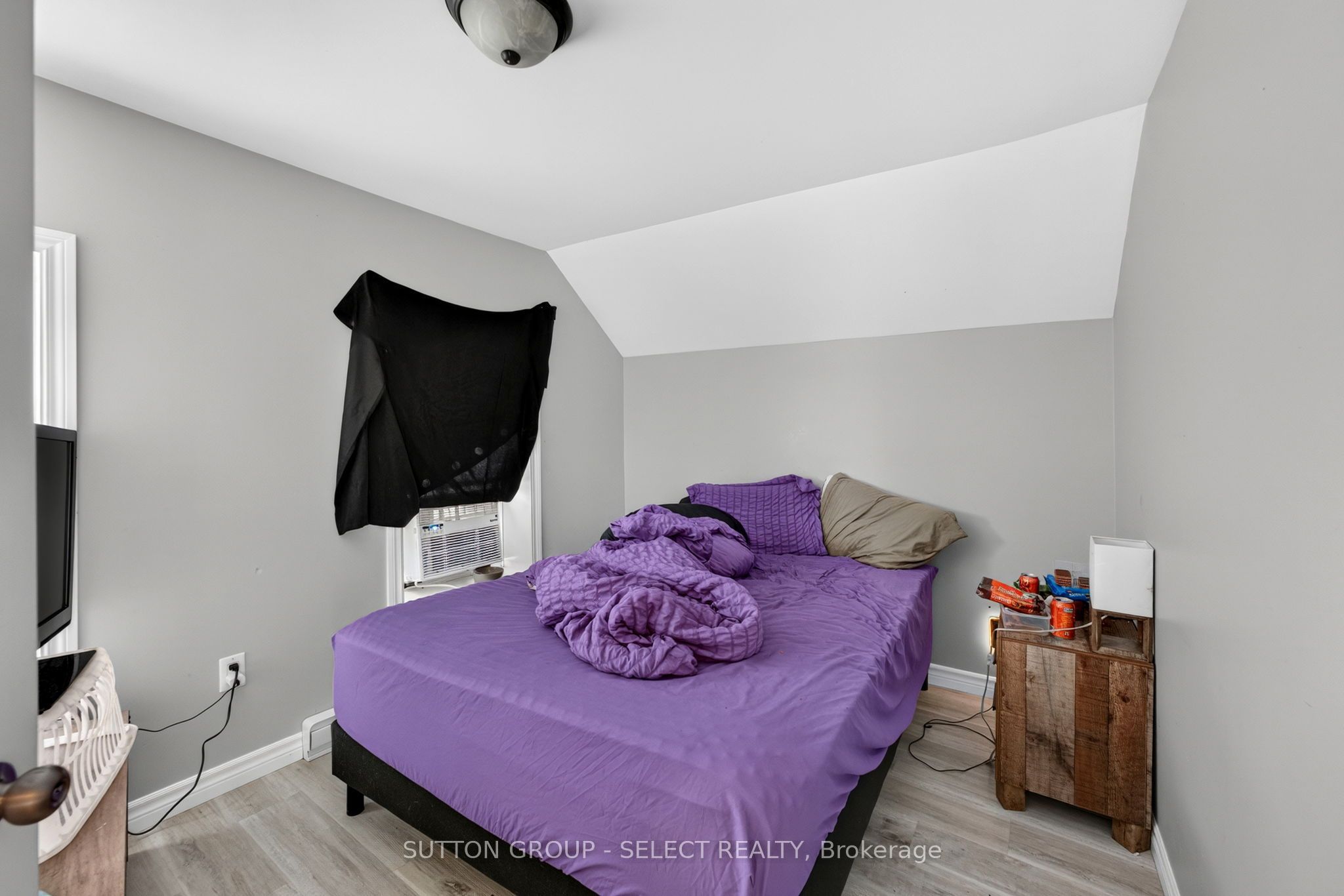 103 King Street Property Photo 11