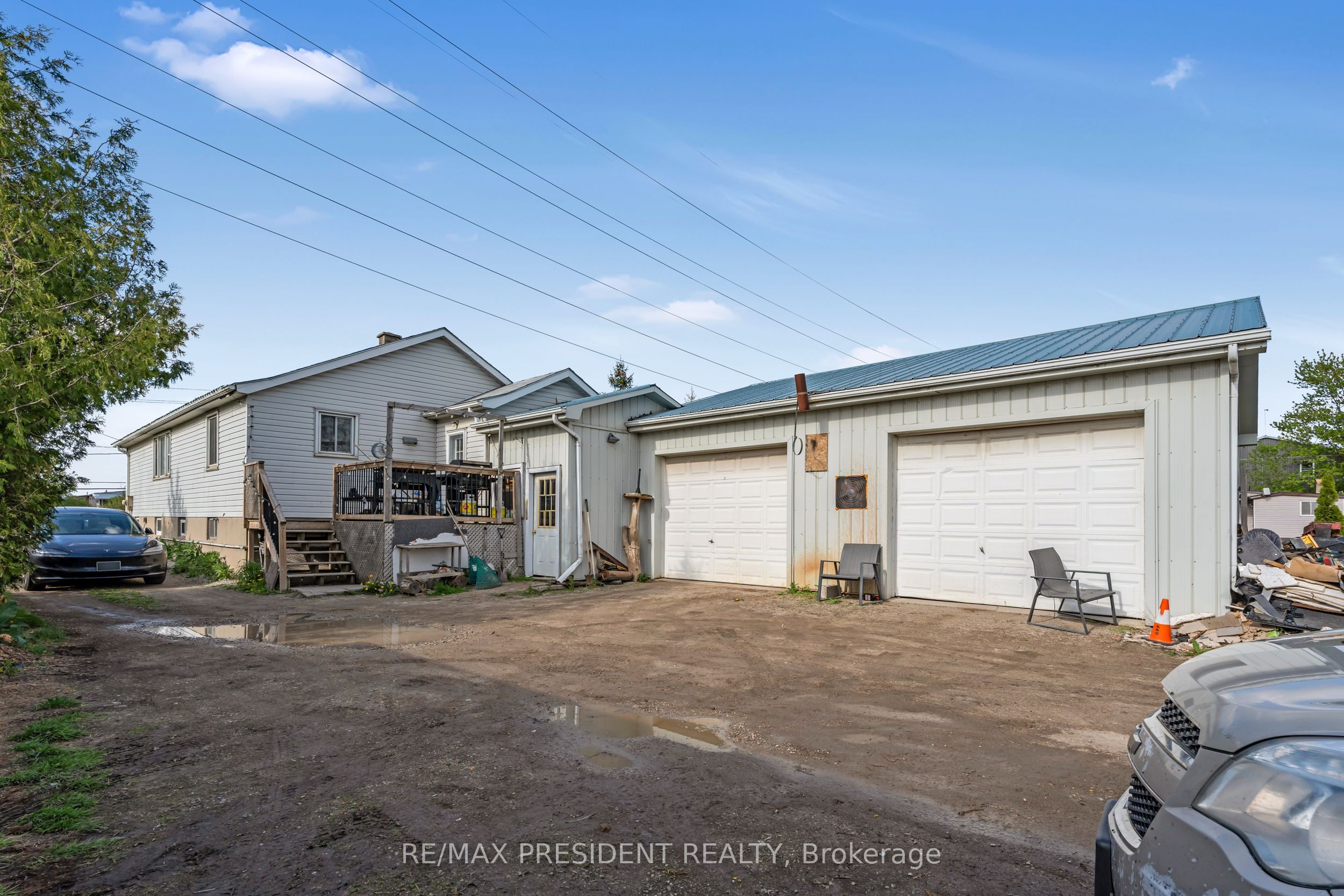 1224 Parkinson Road Property Photo 6