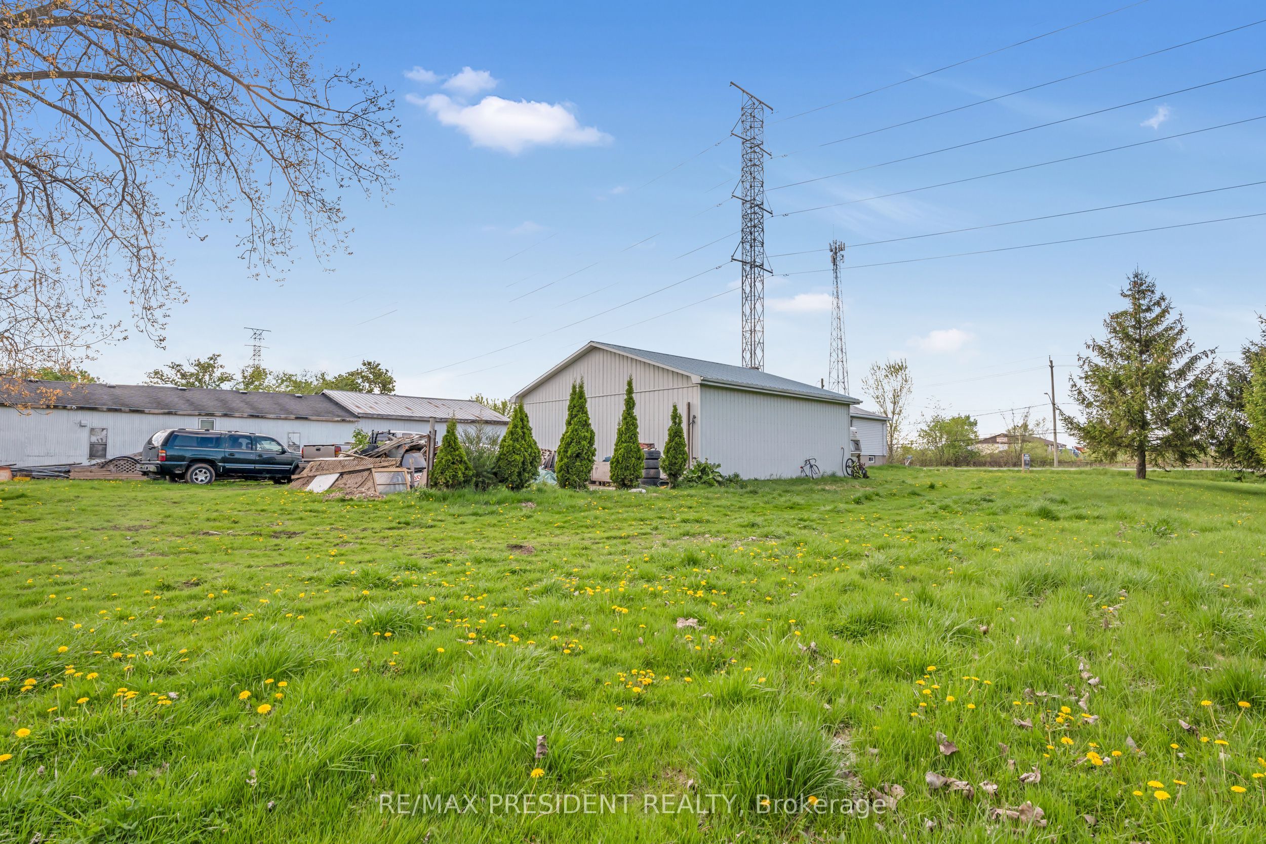 1224 Parkinson Road Property Photo 7