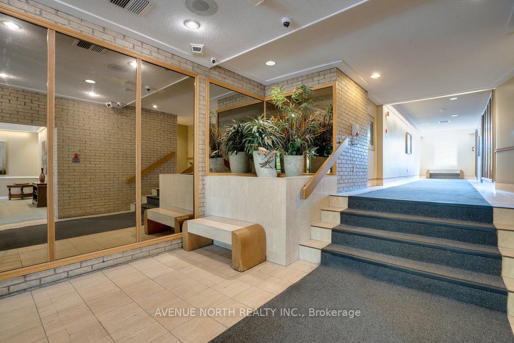 1100 Ambleside Drive 708 Property Photo 3