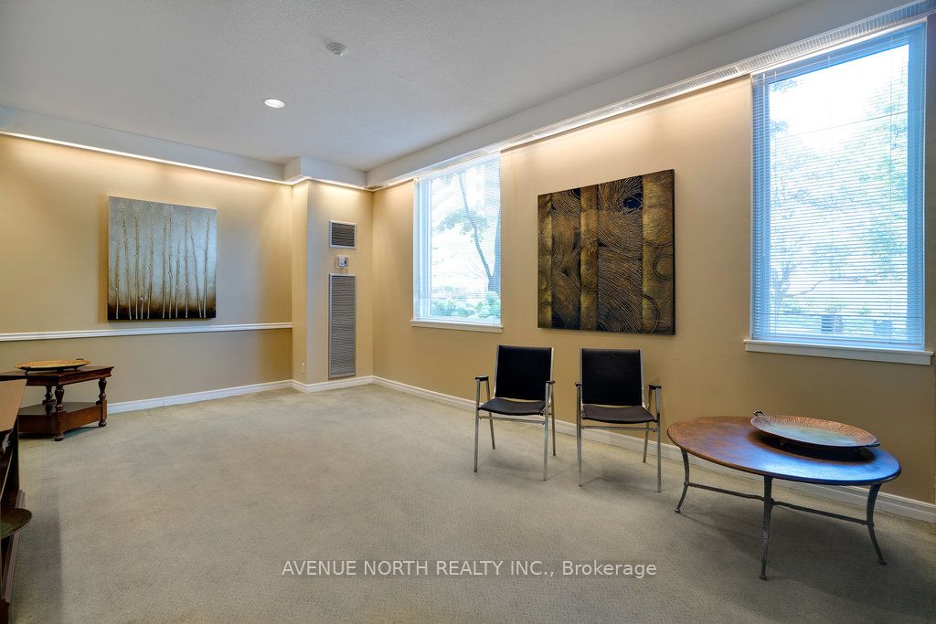 1100 Ambleside Drive 708 Property Photo 5
