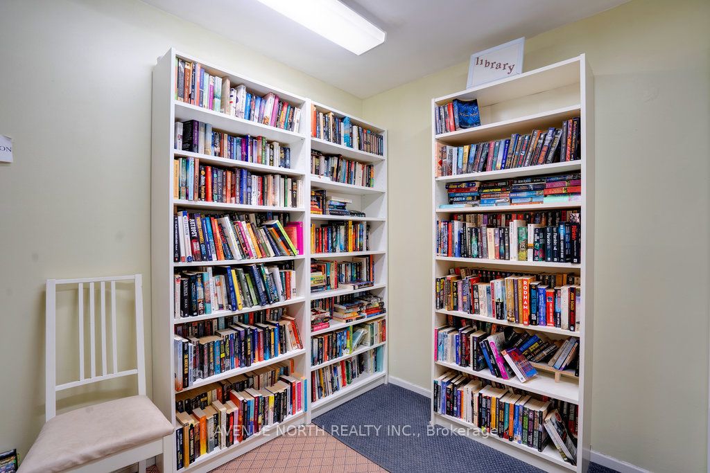 1100 Ambleside Drive 708 Property Photo 29