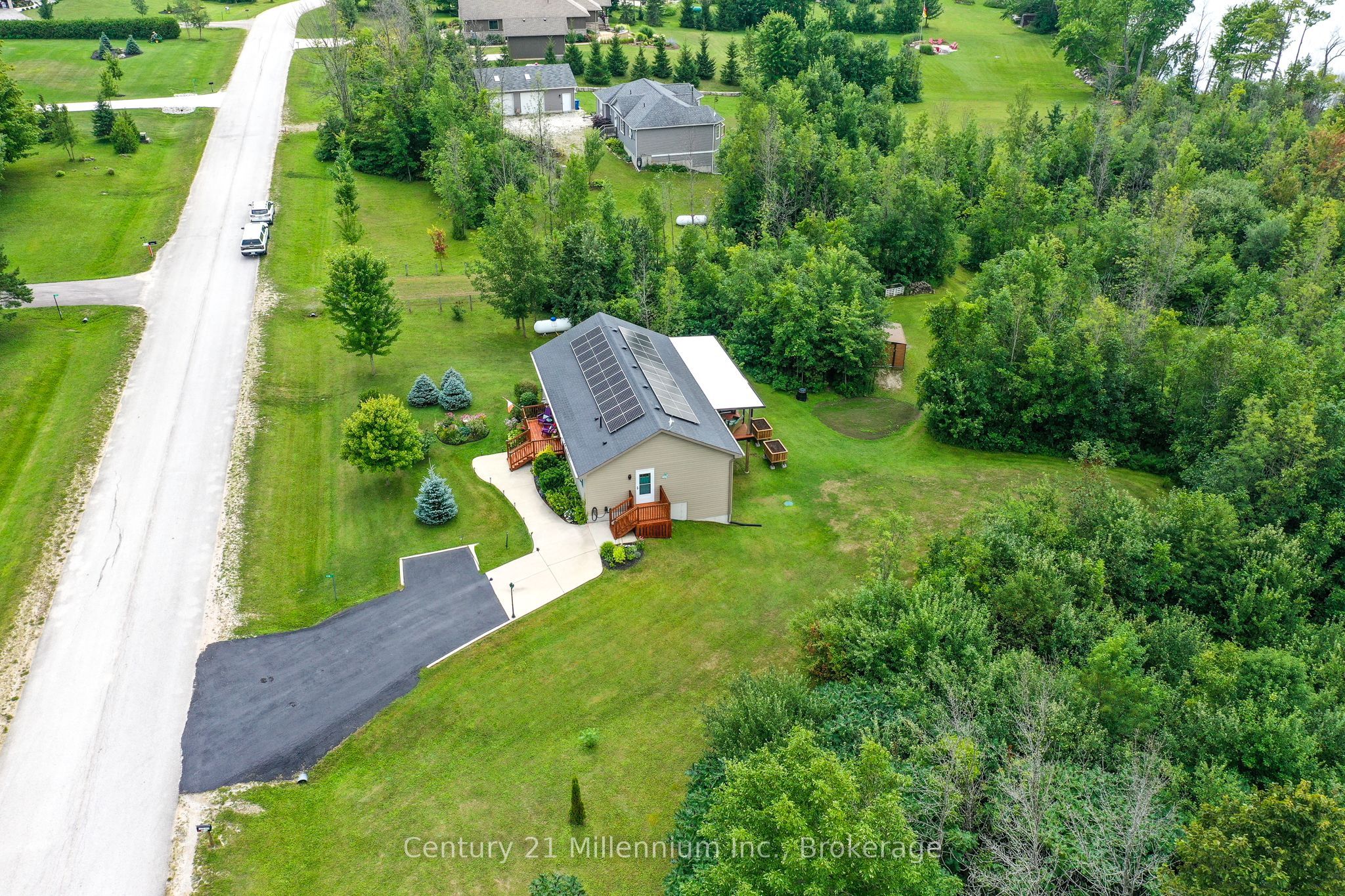 126 Almur Drive Property Photo 8