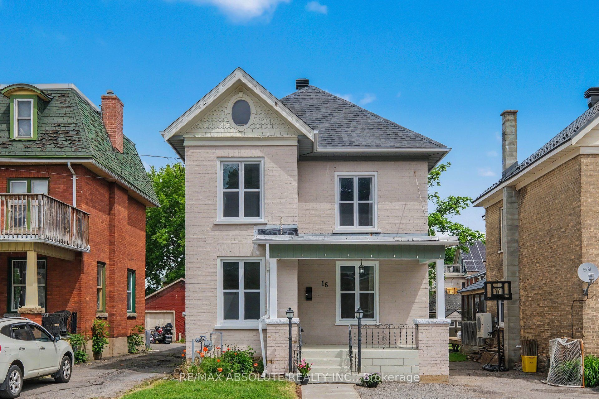 16 Glen Avenue Property Photo 1