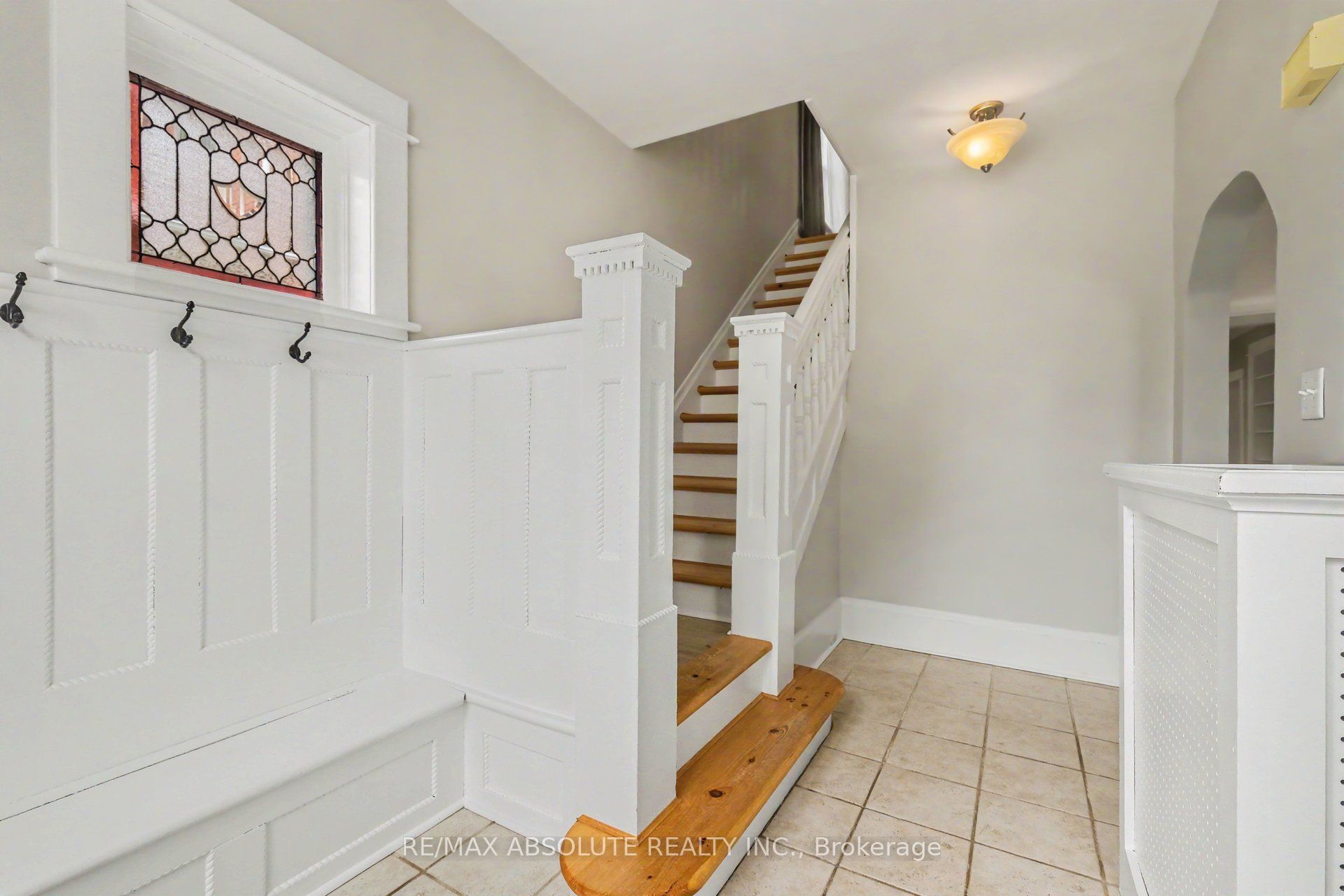 16 Glen Avenue Property Photo 4