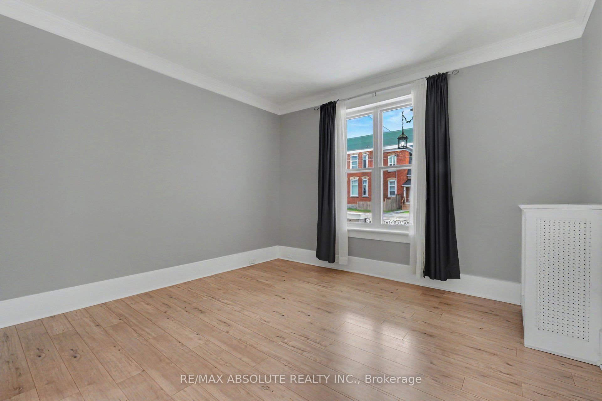 16 Glen Avenue Property Photo 6