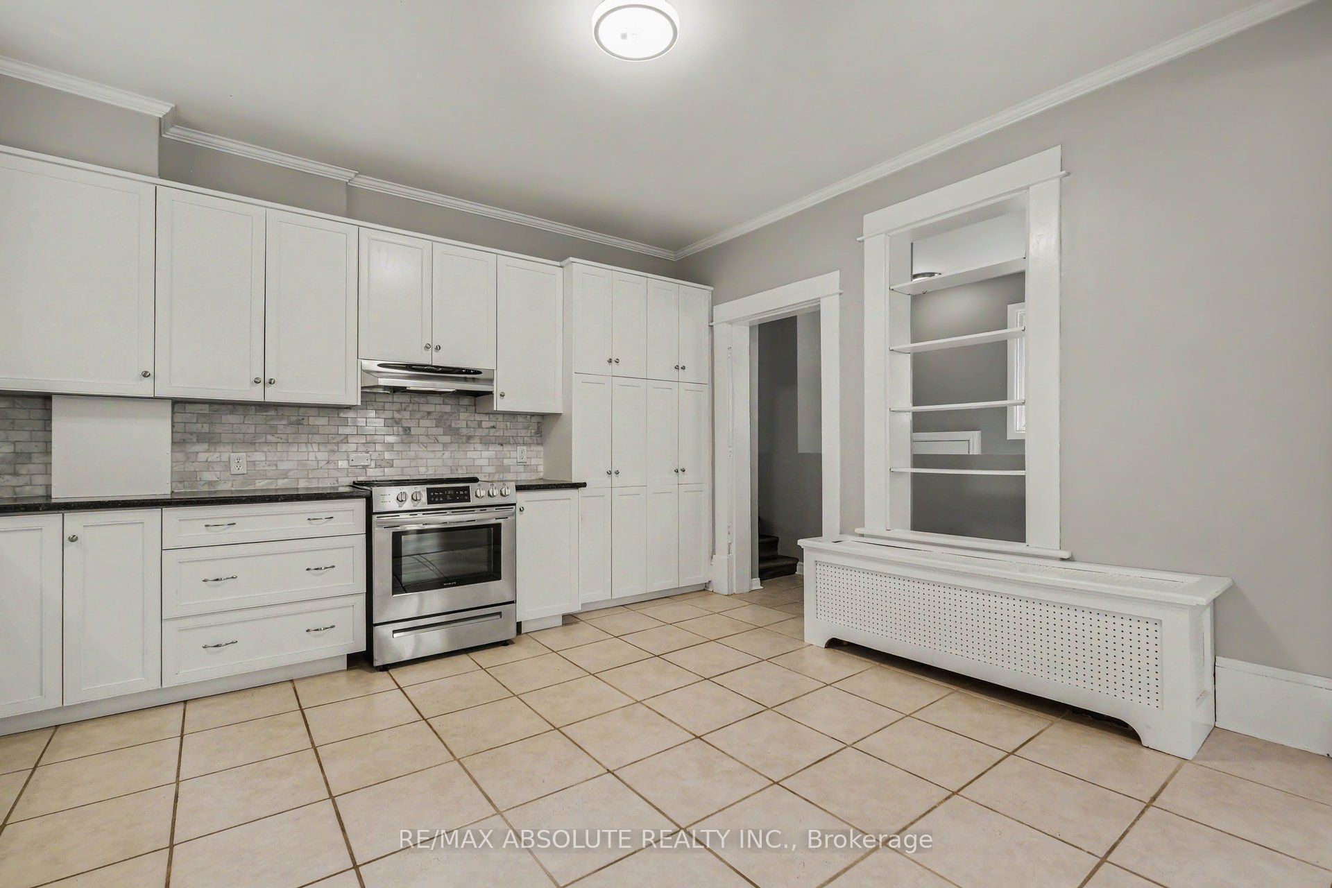 16 Glen Avenue Property Photo 14