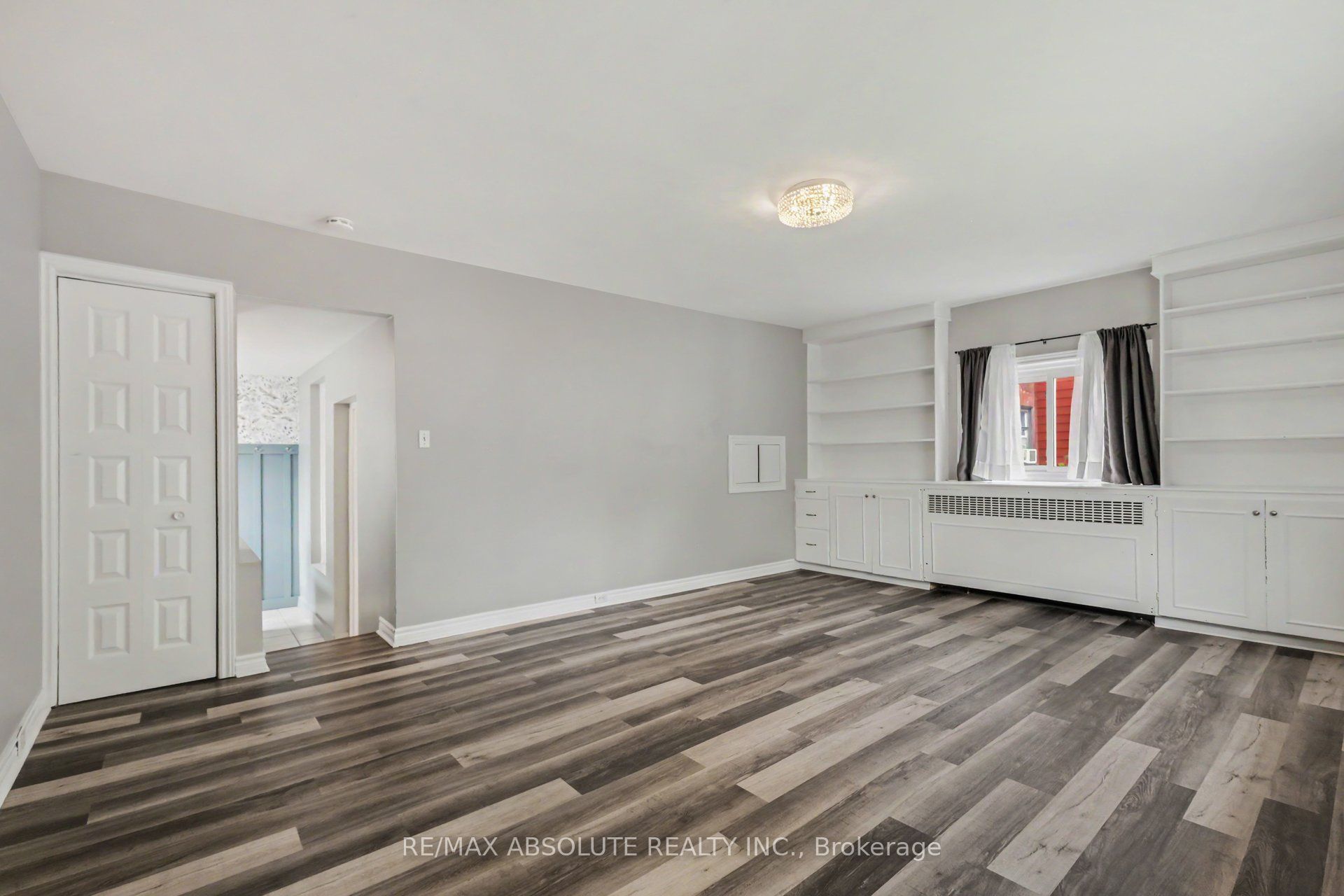 16 Glen Avenue Property Photo 17