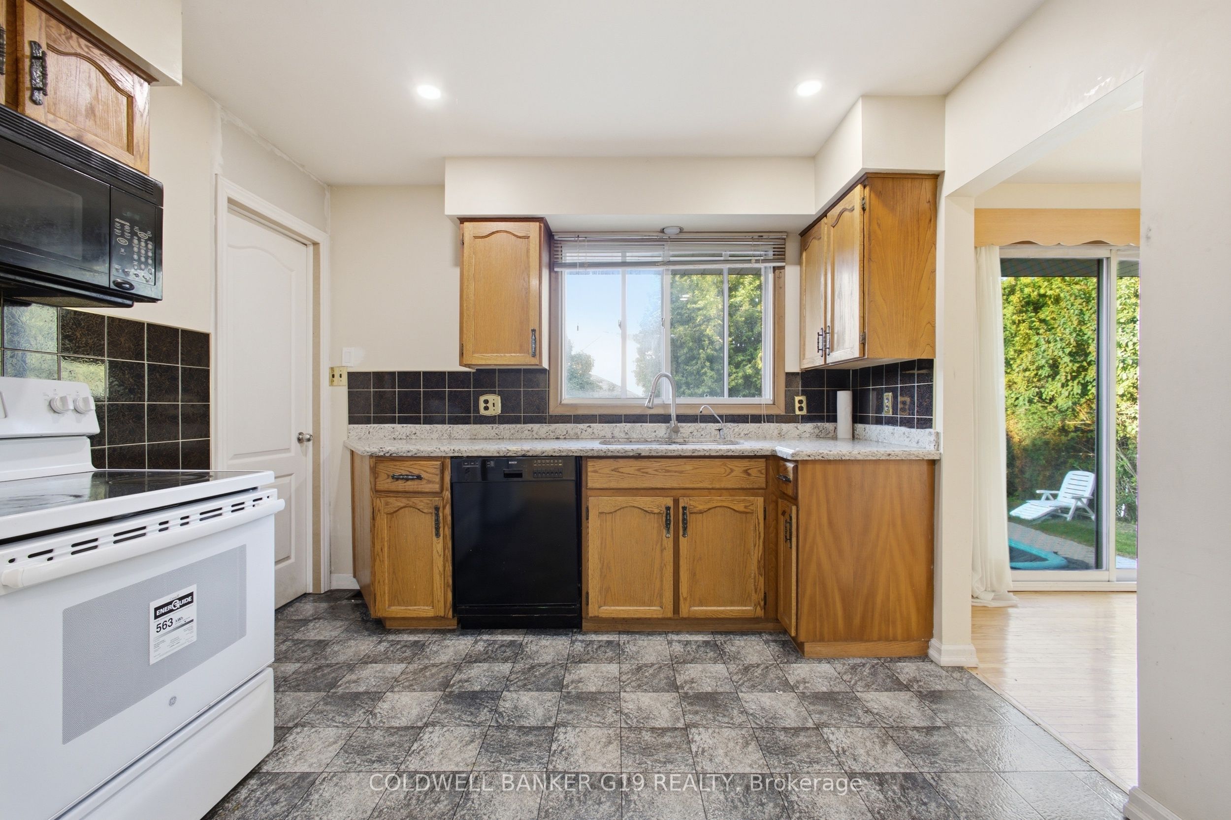 360 Blair Road Property Photo 26