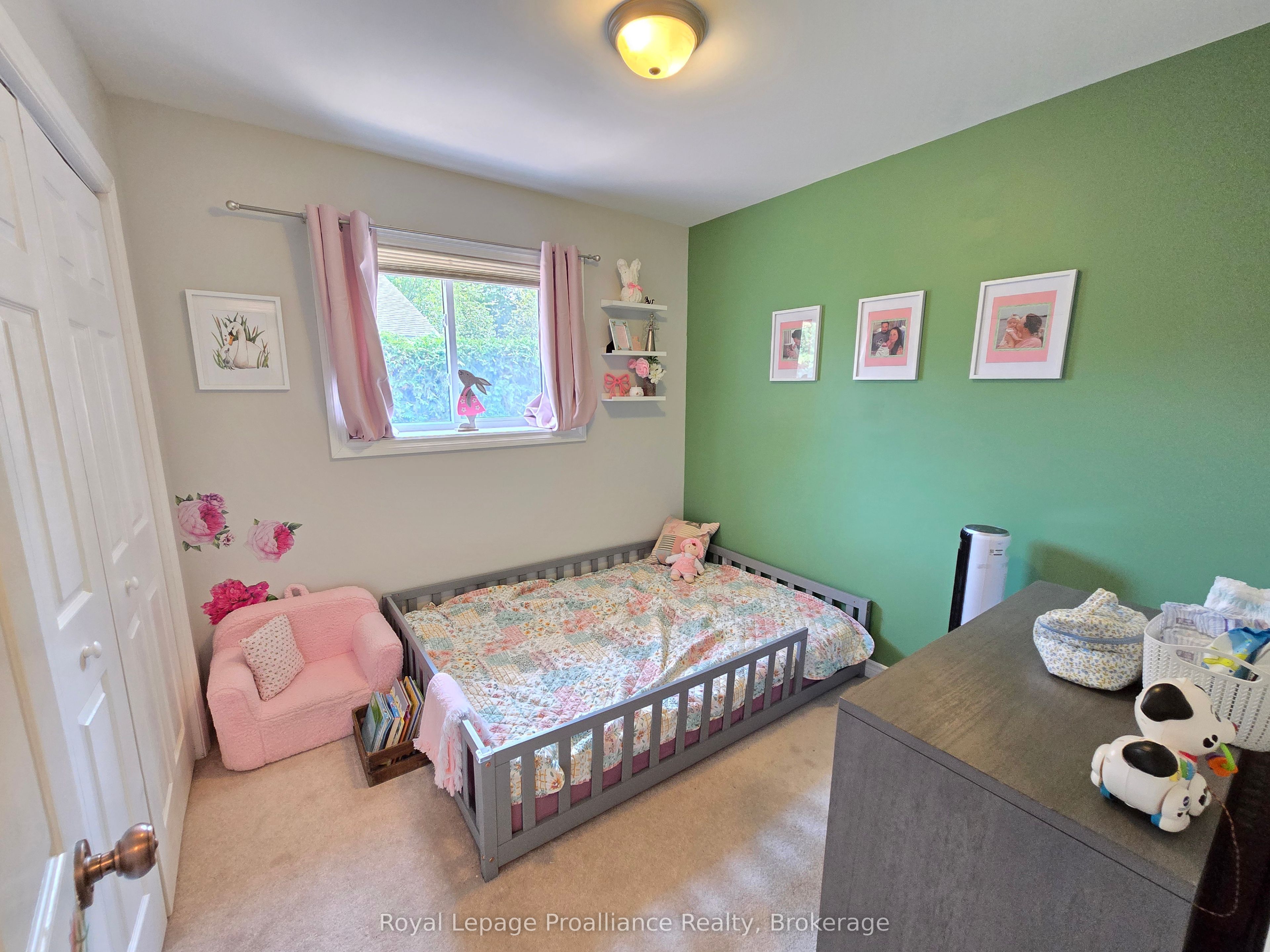 48 South George Street Property Photo 11