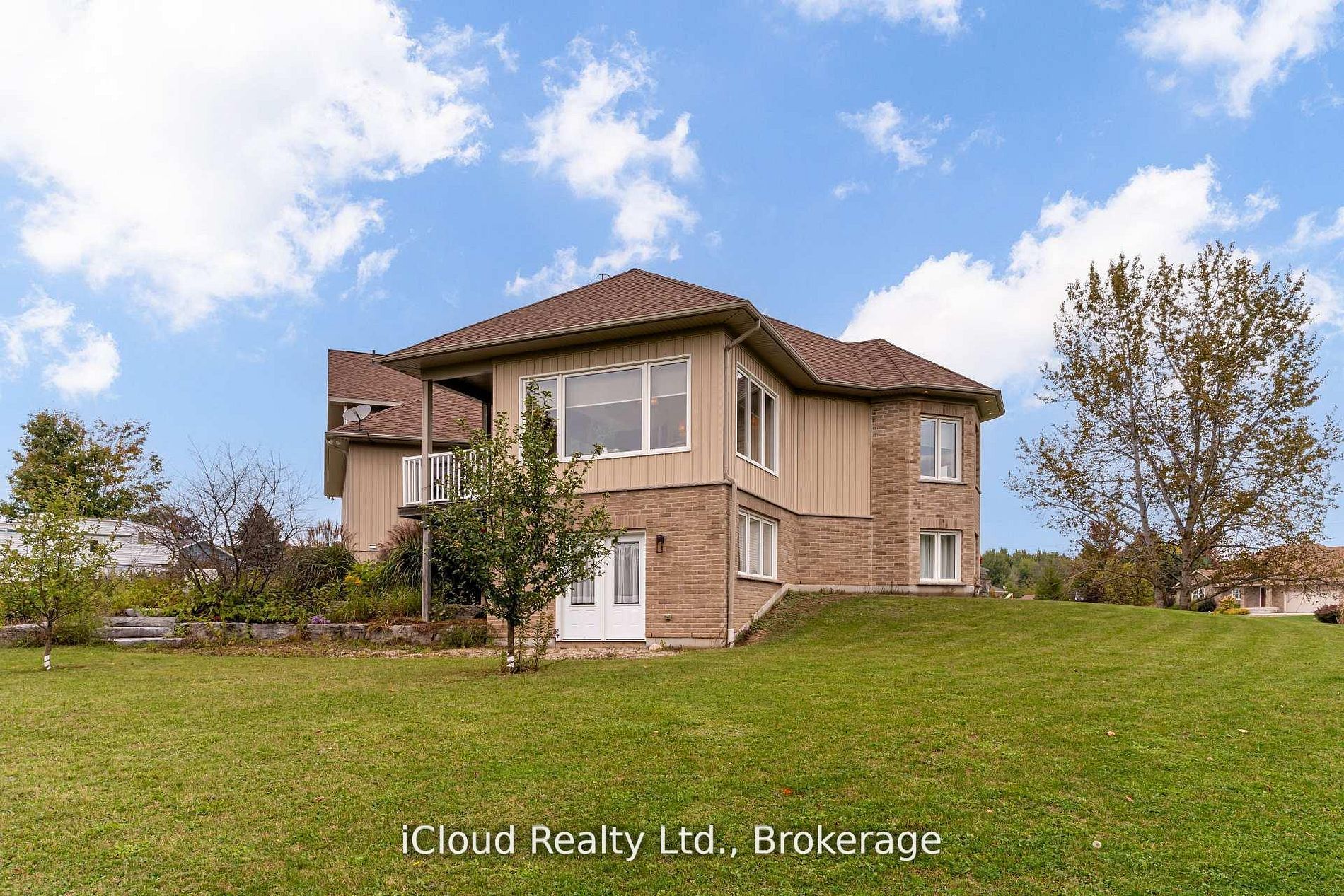 16 Highland Road Property Photo 37
