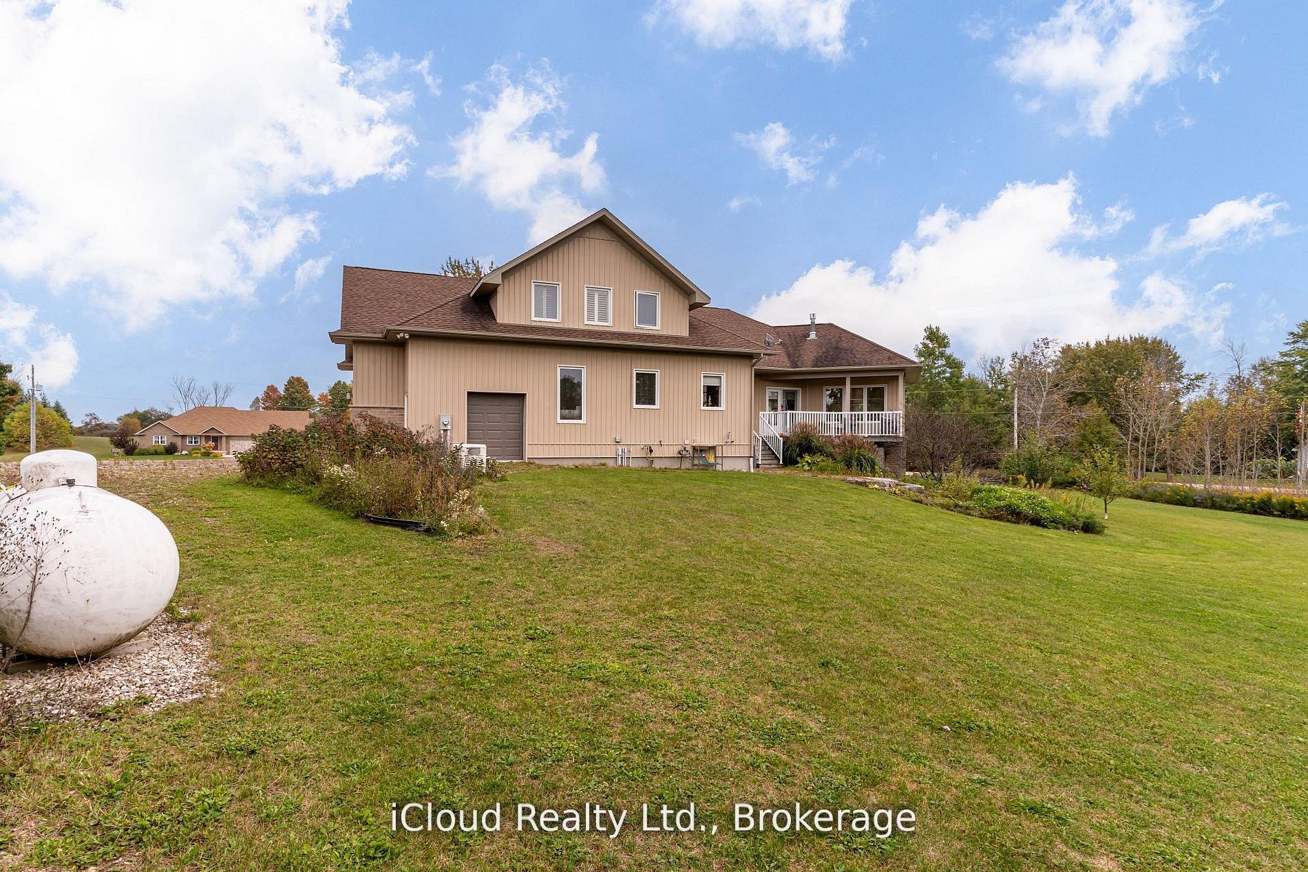 16 Highland Road Property Photo 43