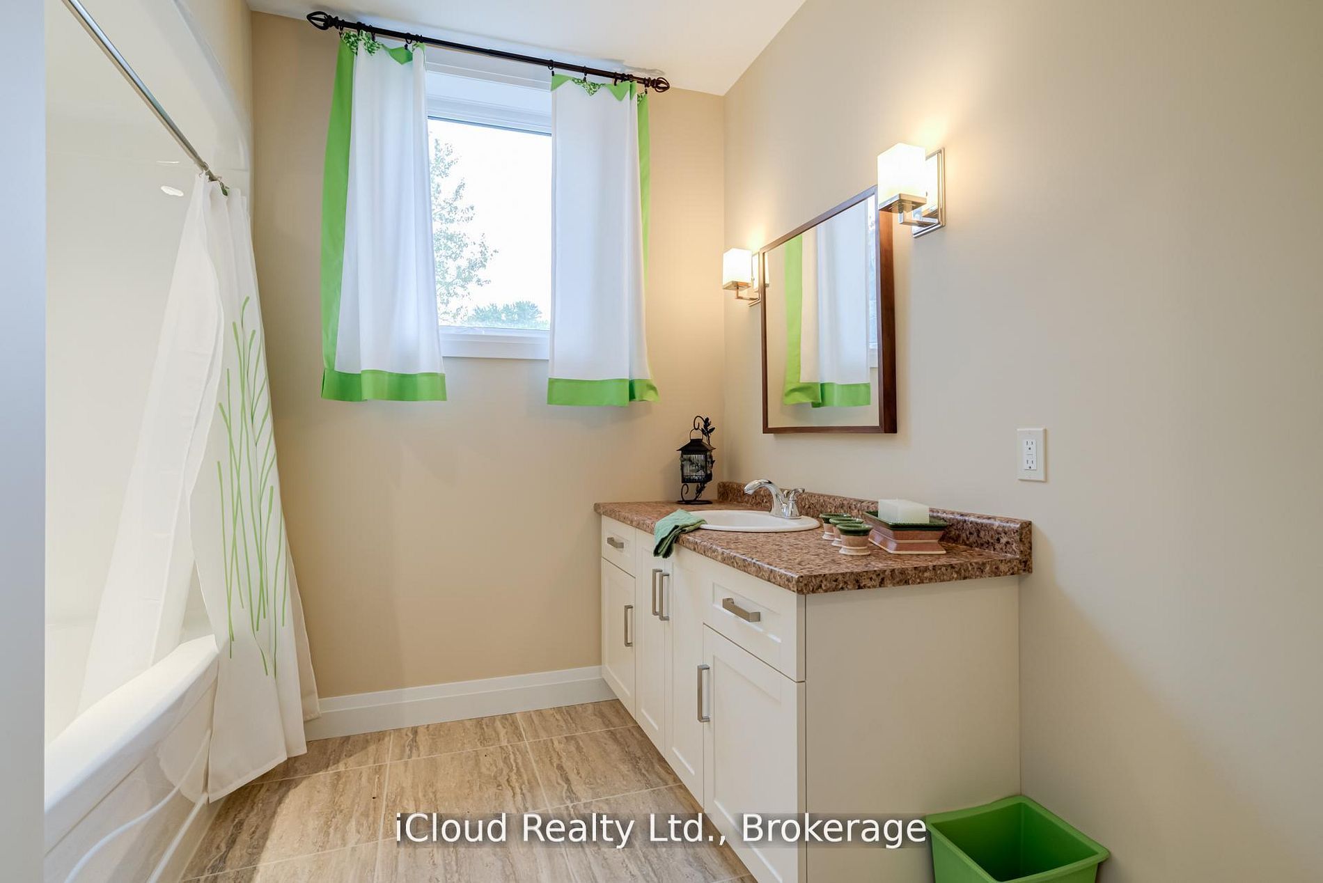 16 Highland Road Property Photo 48