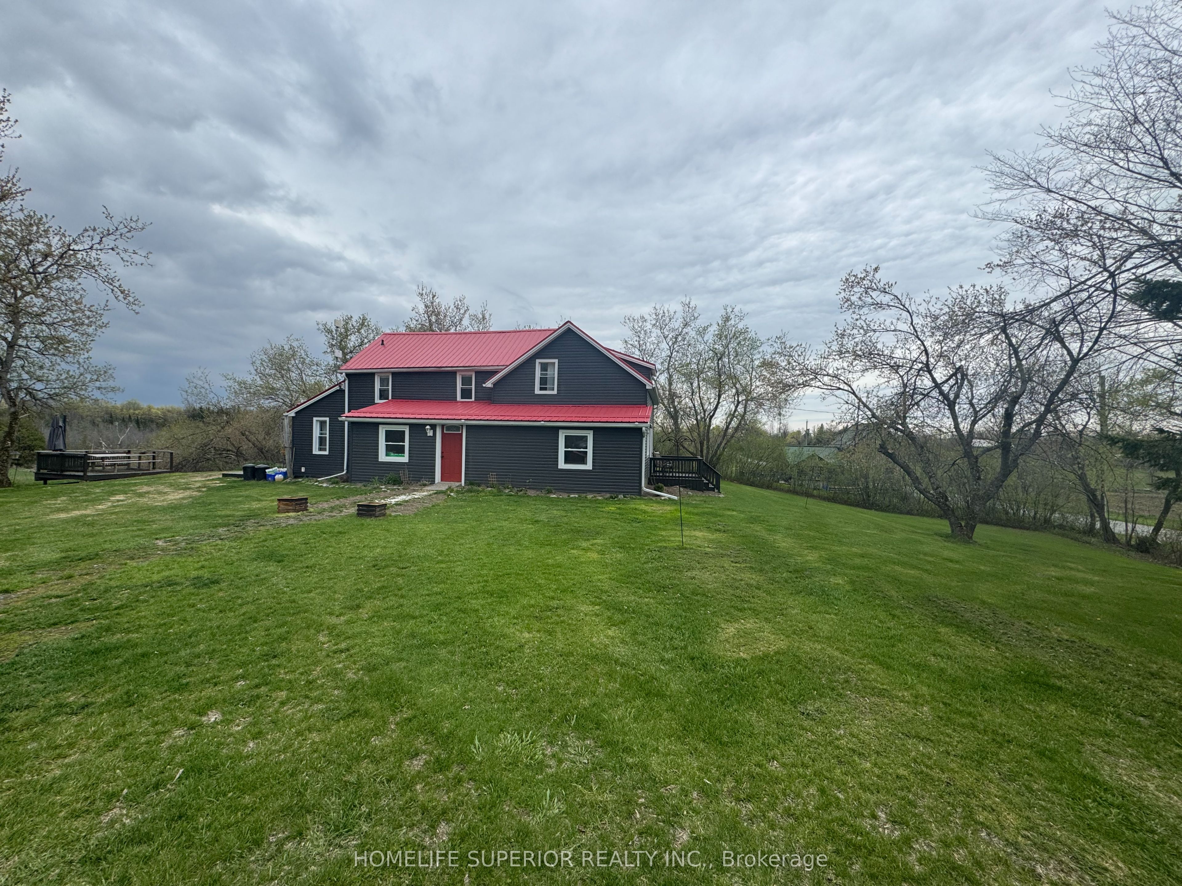 1029 St. Marks Road Property Photo 2