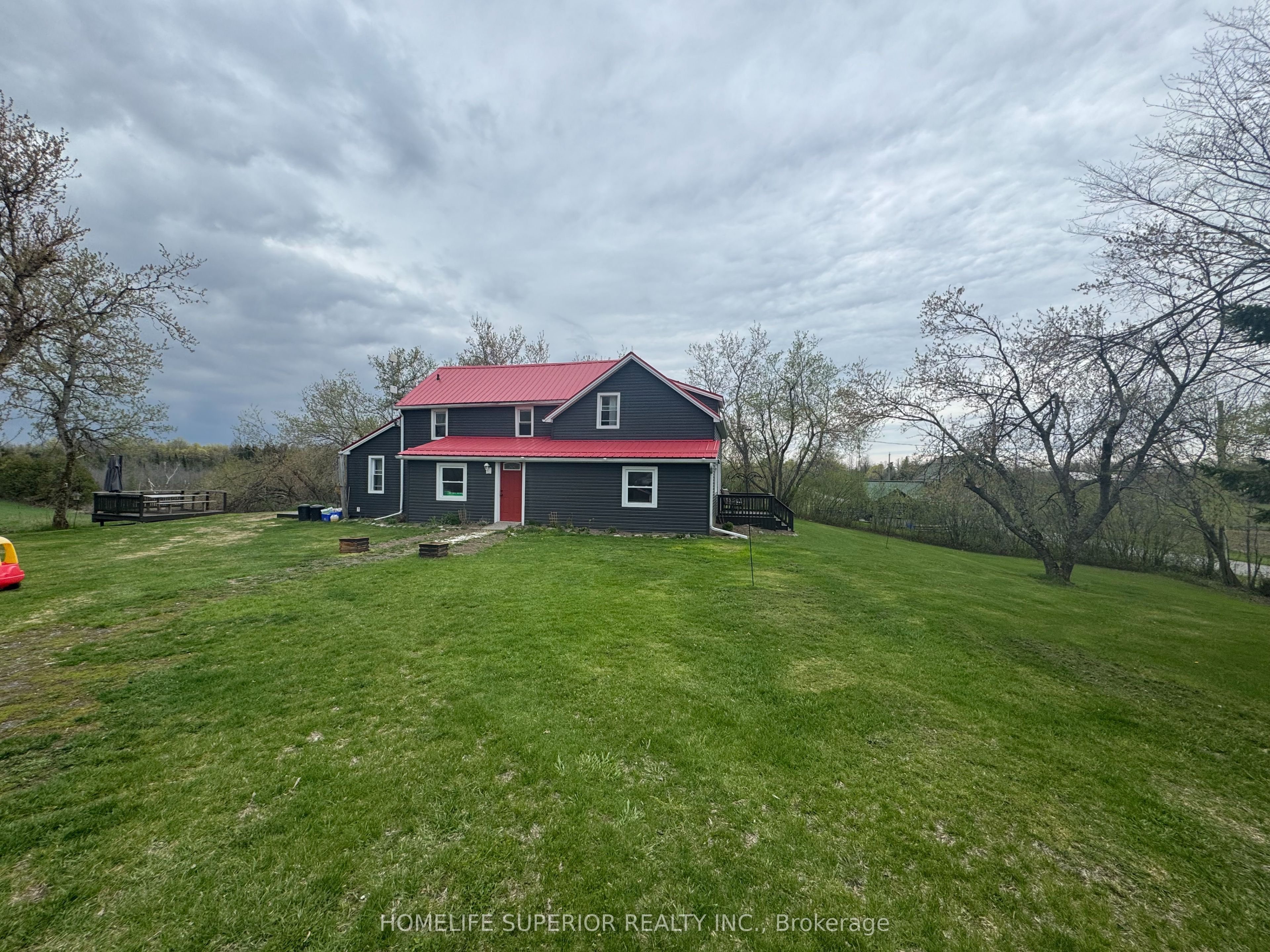 1029 St. Marks Road Property Photo 3