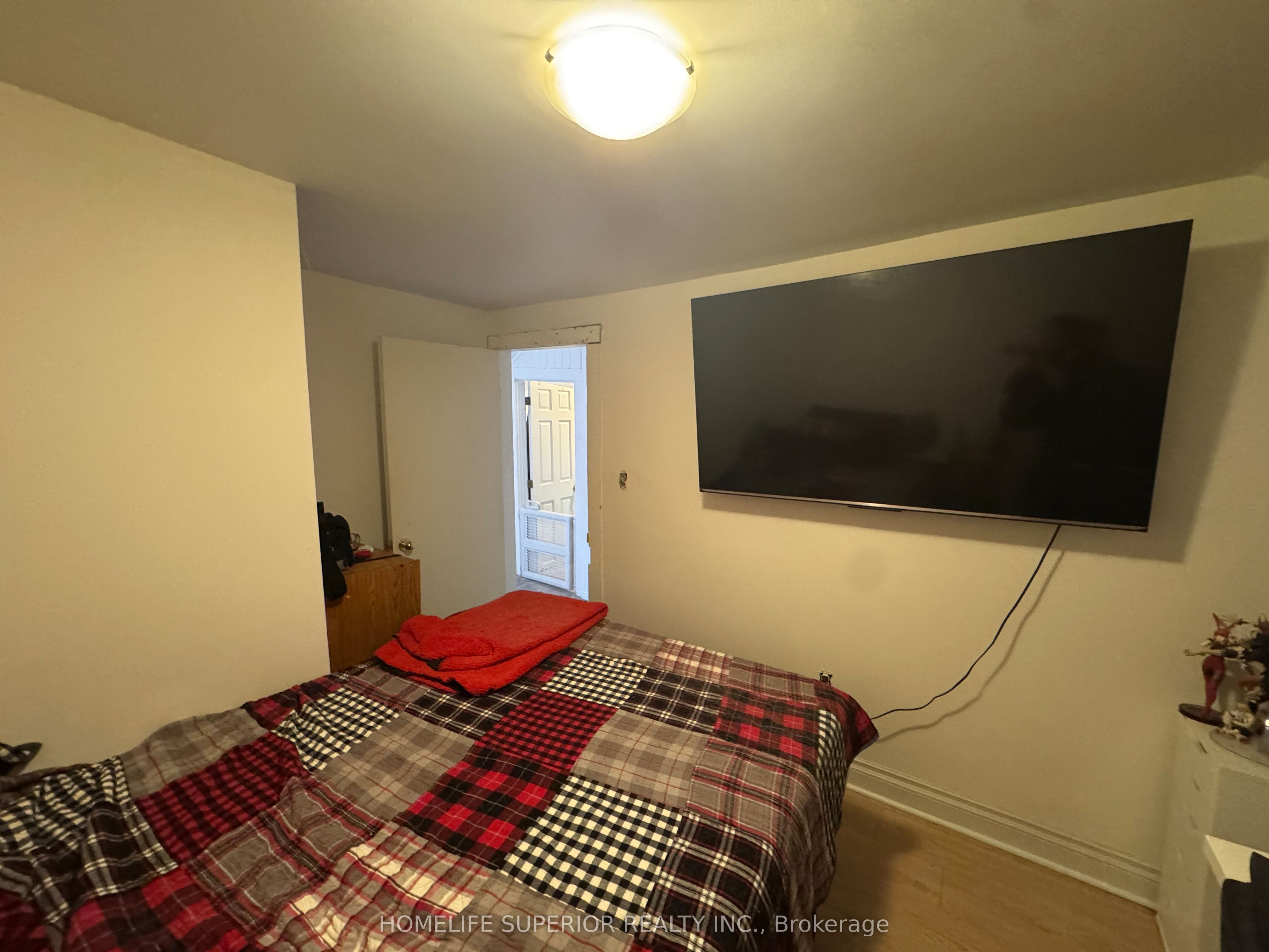 1029 St. Marks Road Property Photo 10