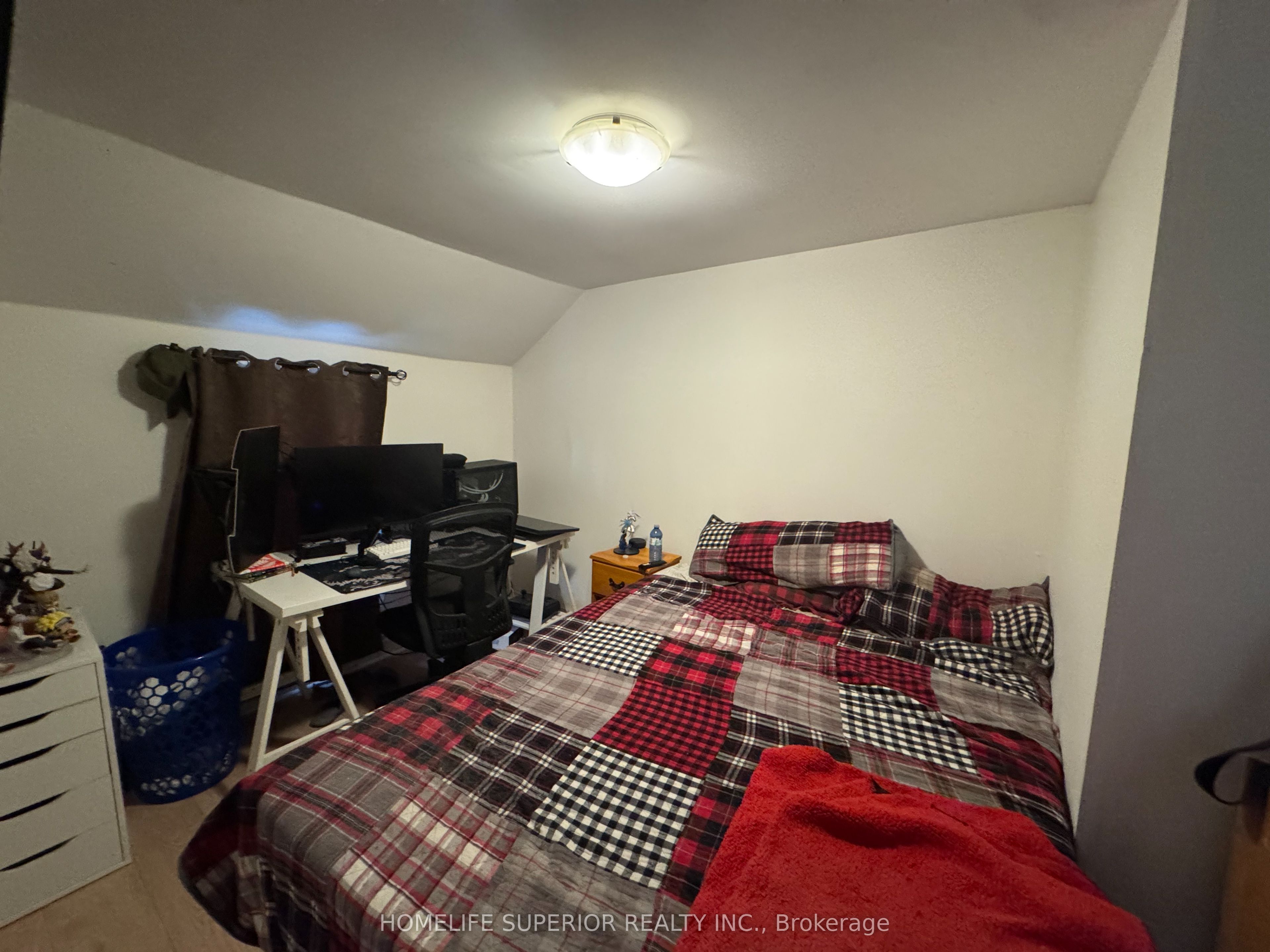 1029 St. Marks Road Property Photo 11