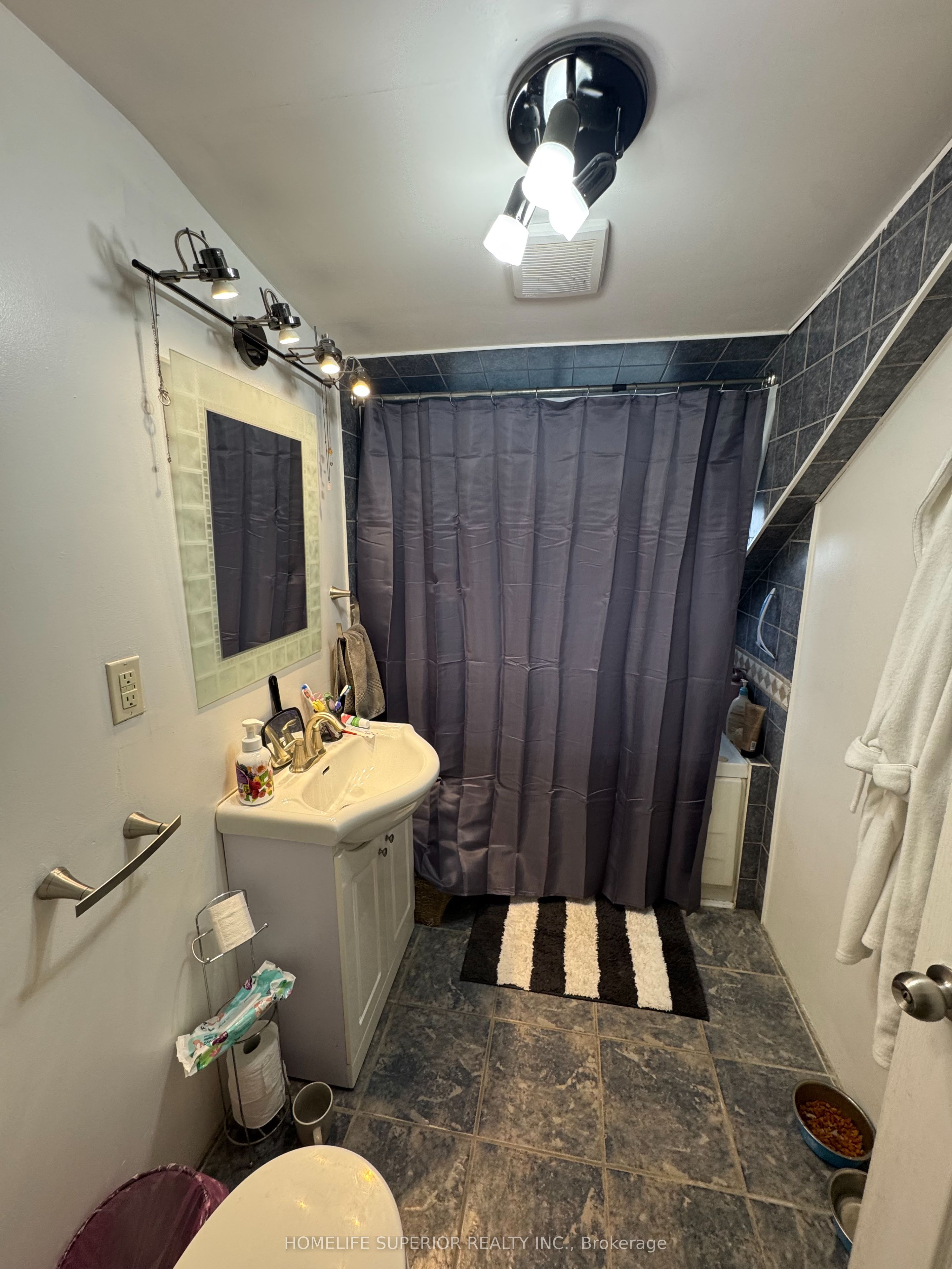 1029 St. Marks Road Property Photo 17