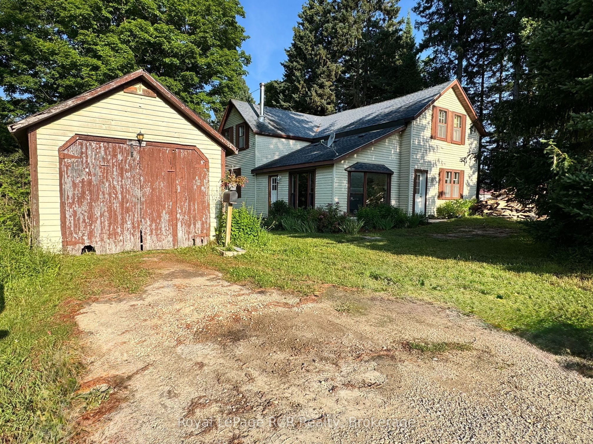 315134 Highway 6 Property Photo 2