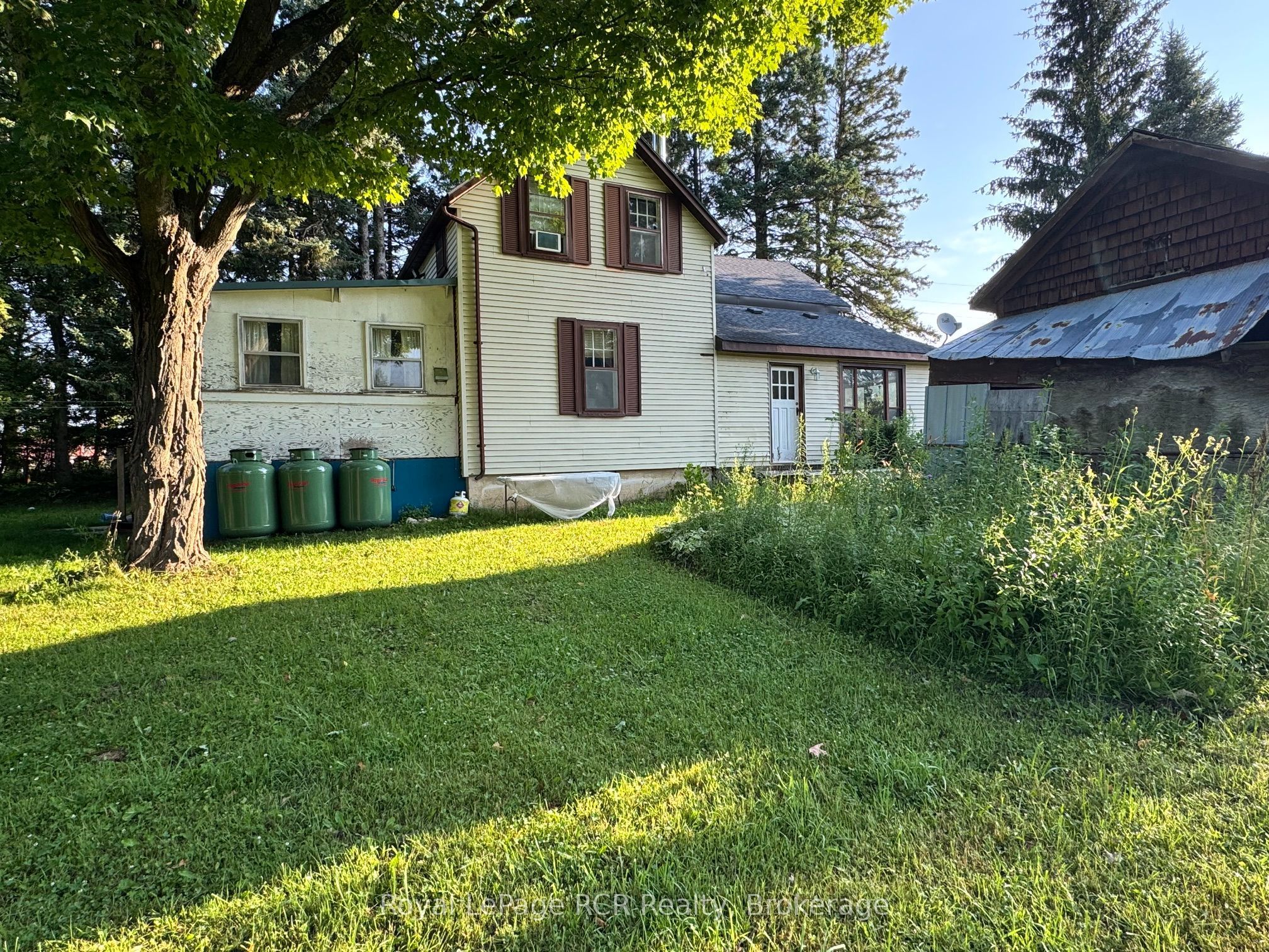 315134 Highway 6 Property Photo 3