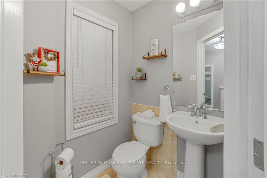 4465 Comfort Crescent Property Photo 10