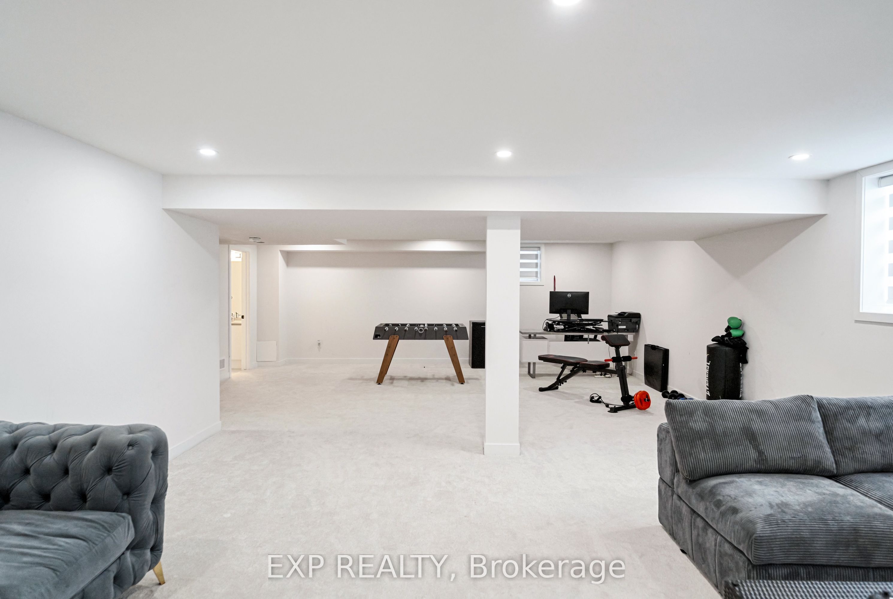 428 Meynell Road Property Photo 32