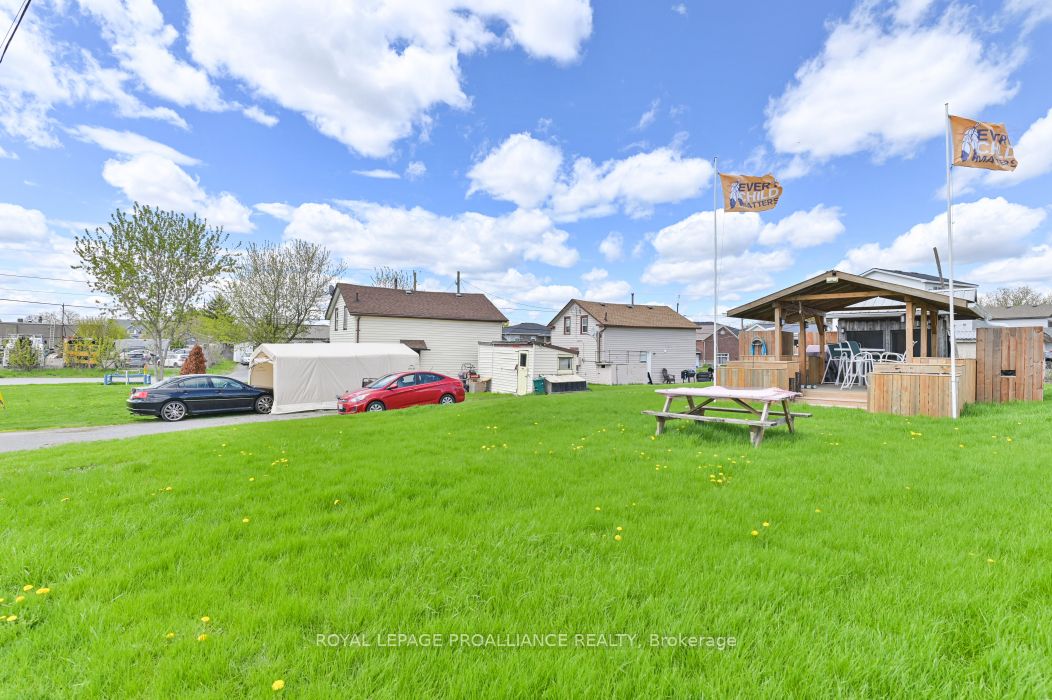 45 Black Diamond Road Property Photo 10