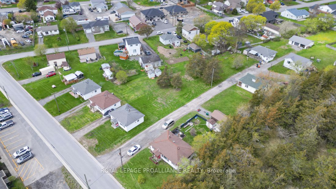 45 Black Diamond Road Property Photo 49